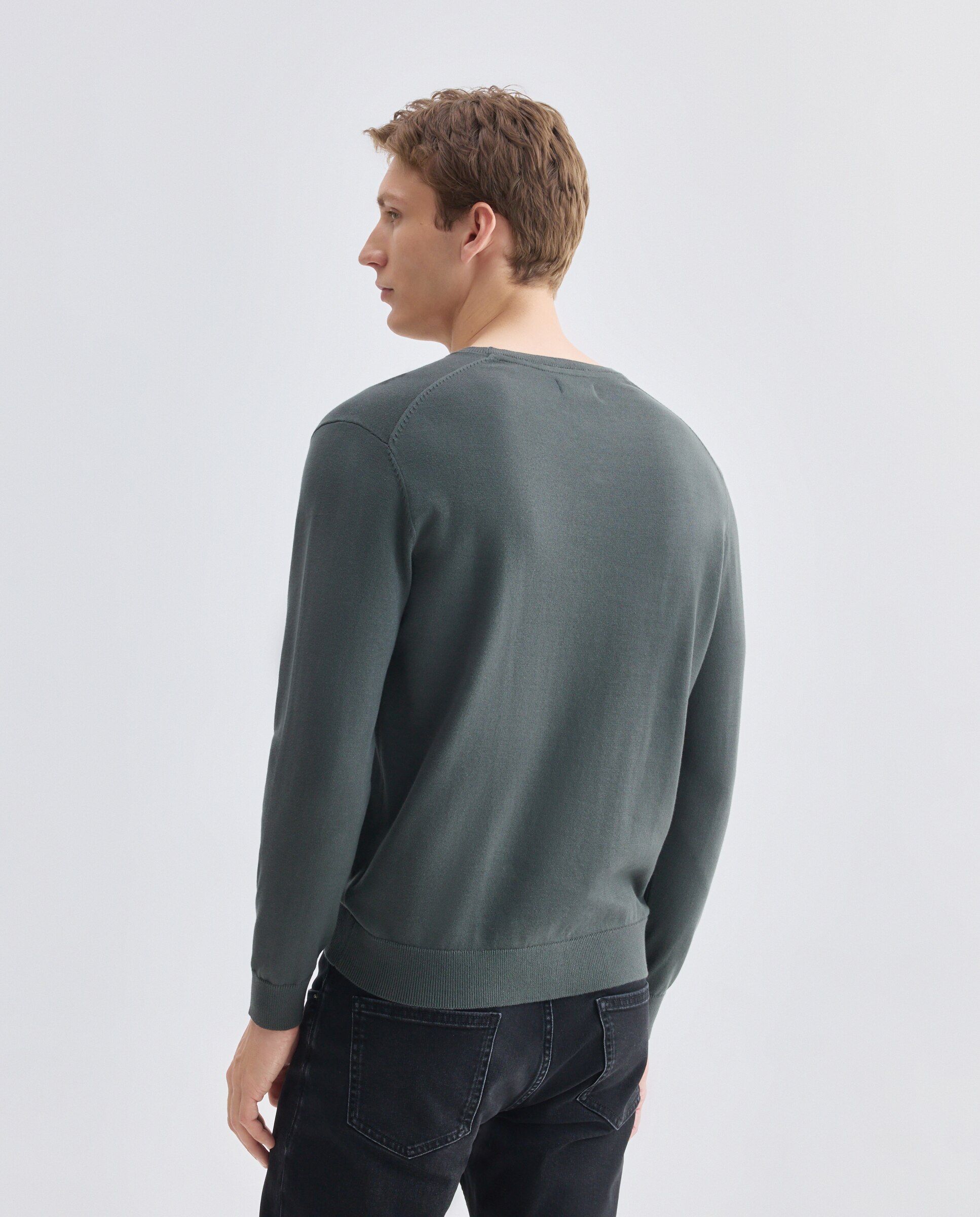 Jersey de hombre cuello pico liso 100% Algodón 530 Verde oscuro-3