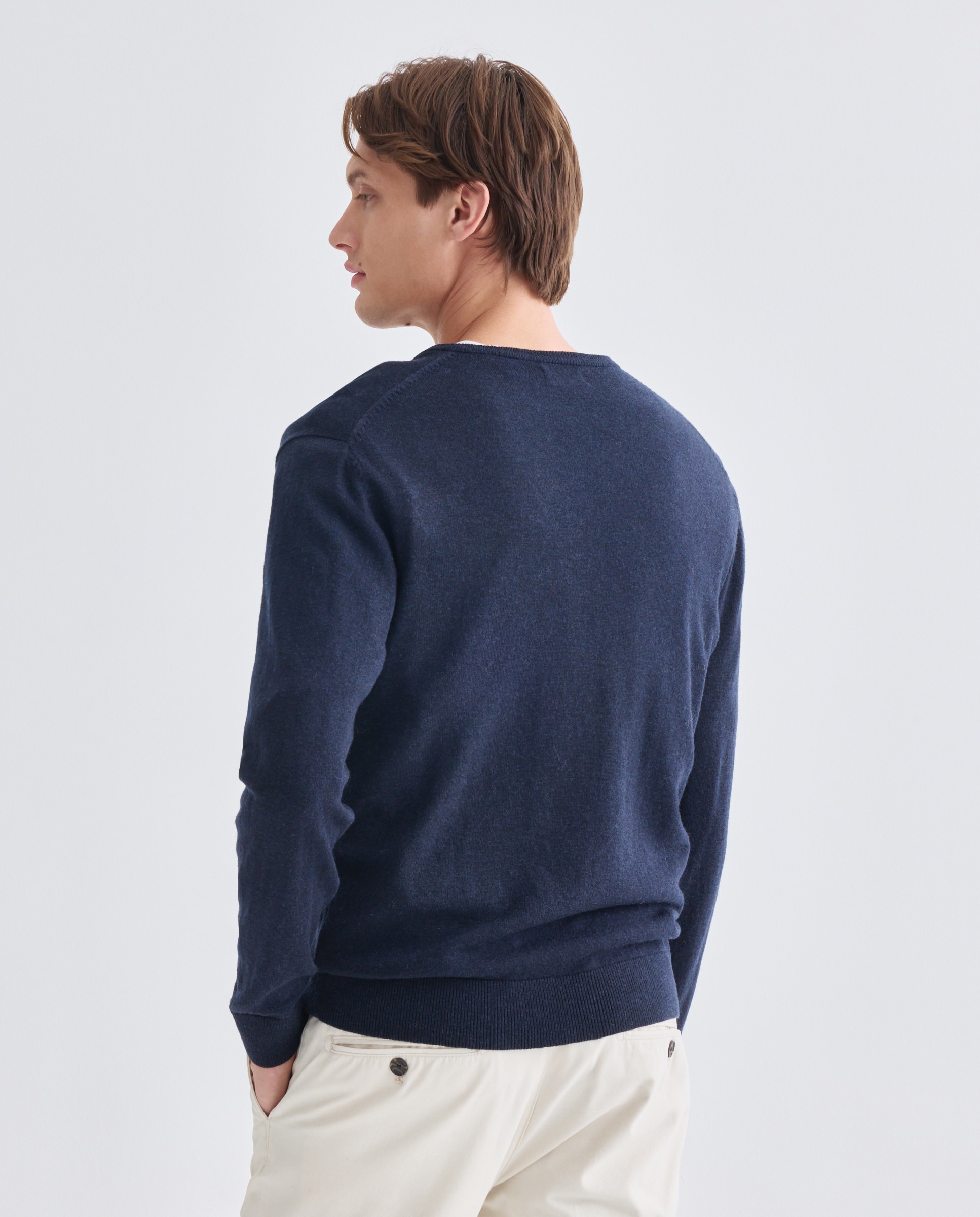 Jersey de hombre cuello pico liso 100% Lana Merino Azul marino-3