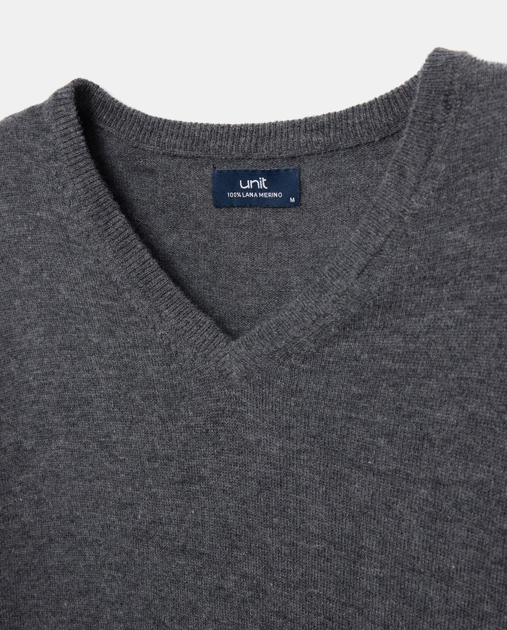 Jersey de hombre cuello pico liso 100% Lana Merino 830 Antracita-5