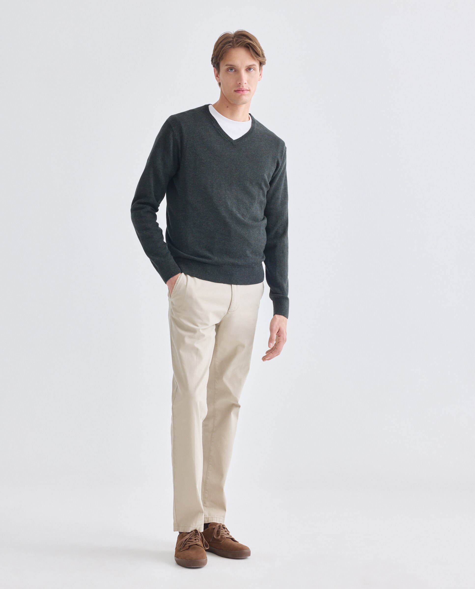 Jersey de hombre cuello pico liso 100% Lana Merino 500 VERDE-2