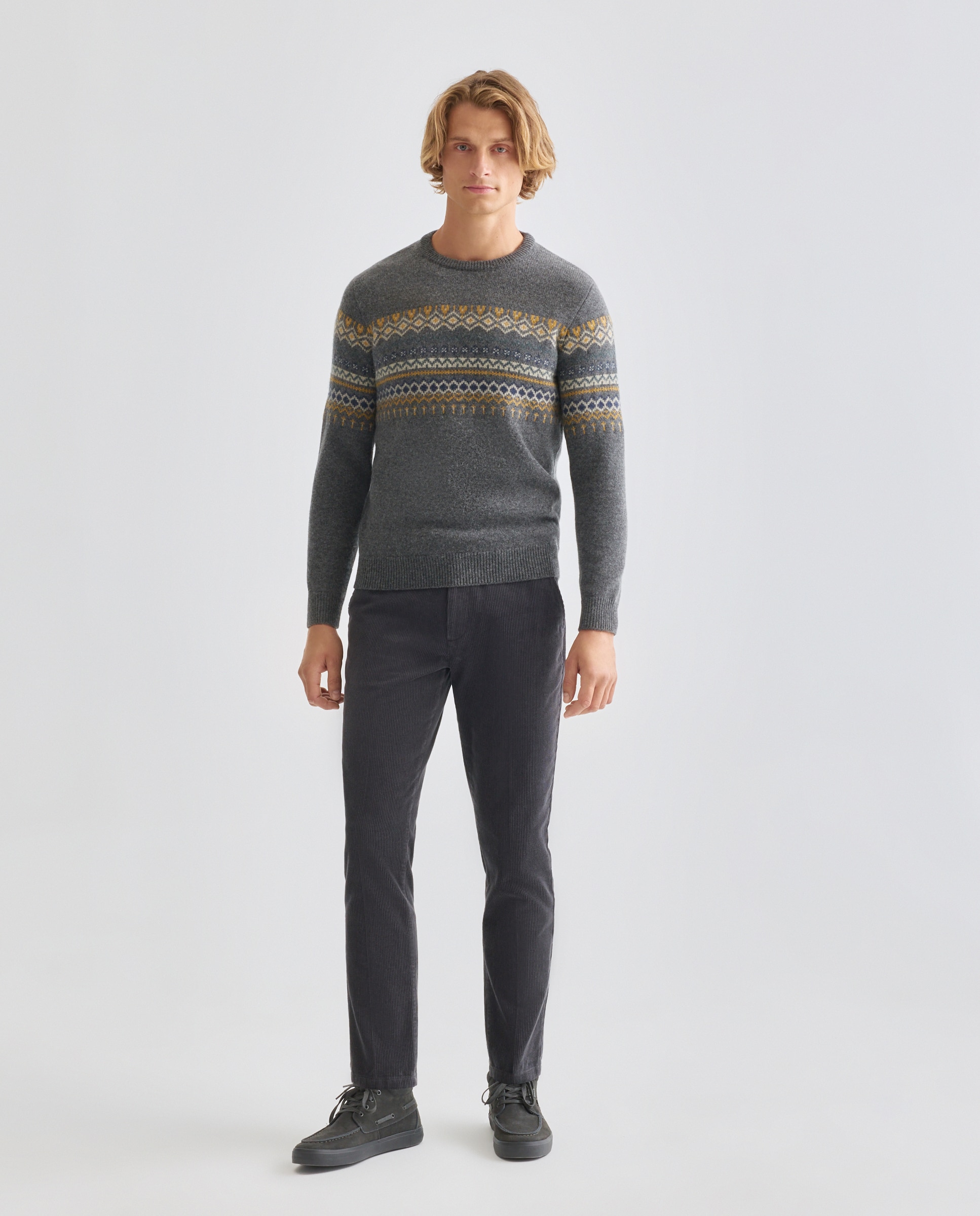 Jersey de hombre cuello caja grecas Lambswool Nylon 820 Gris medio-2