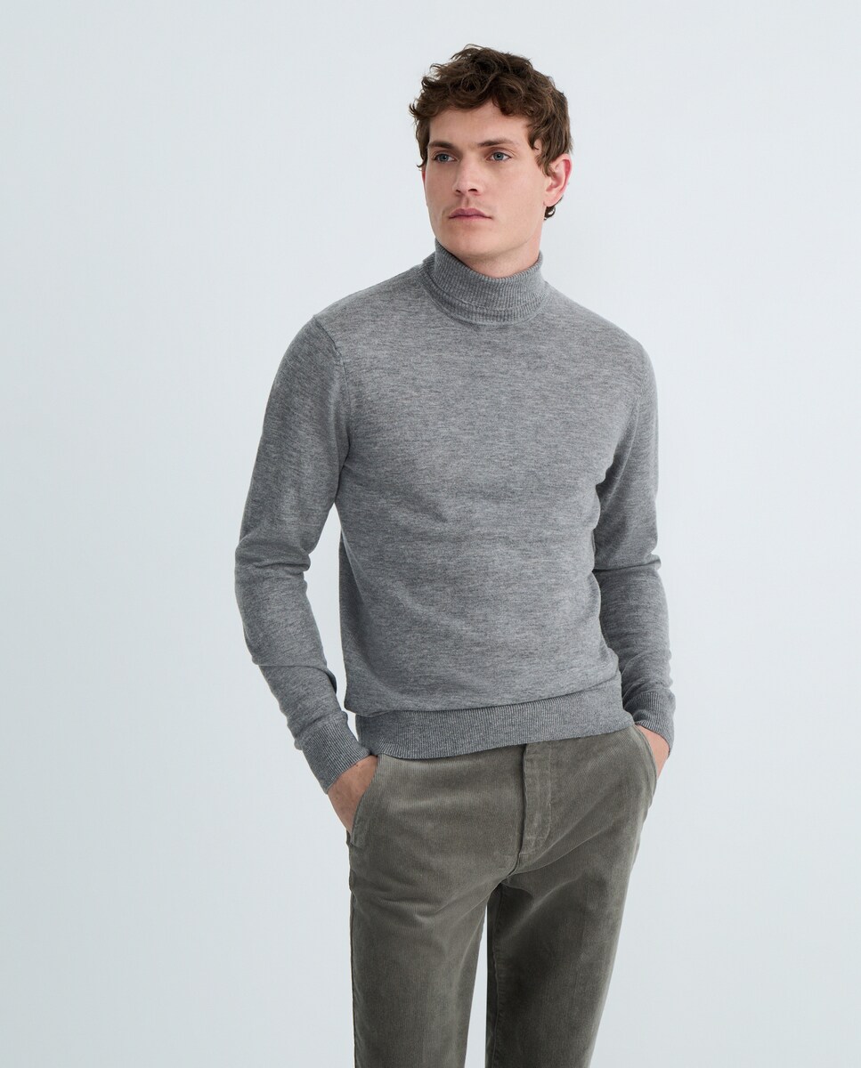 Jersey de hombre cuello cisne liso 100% lana merino 820 Gris medio-1