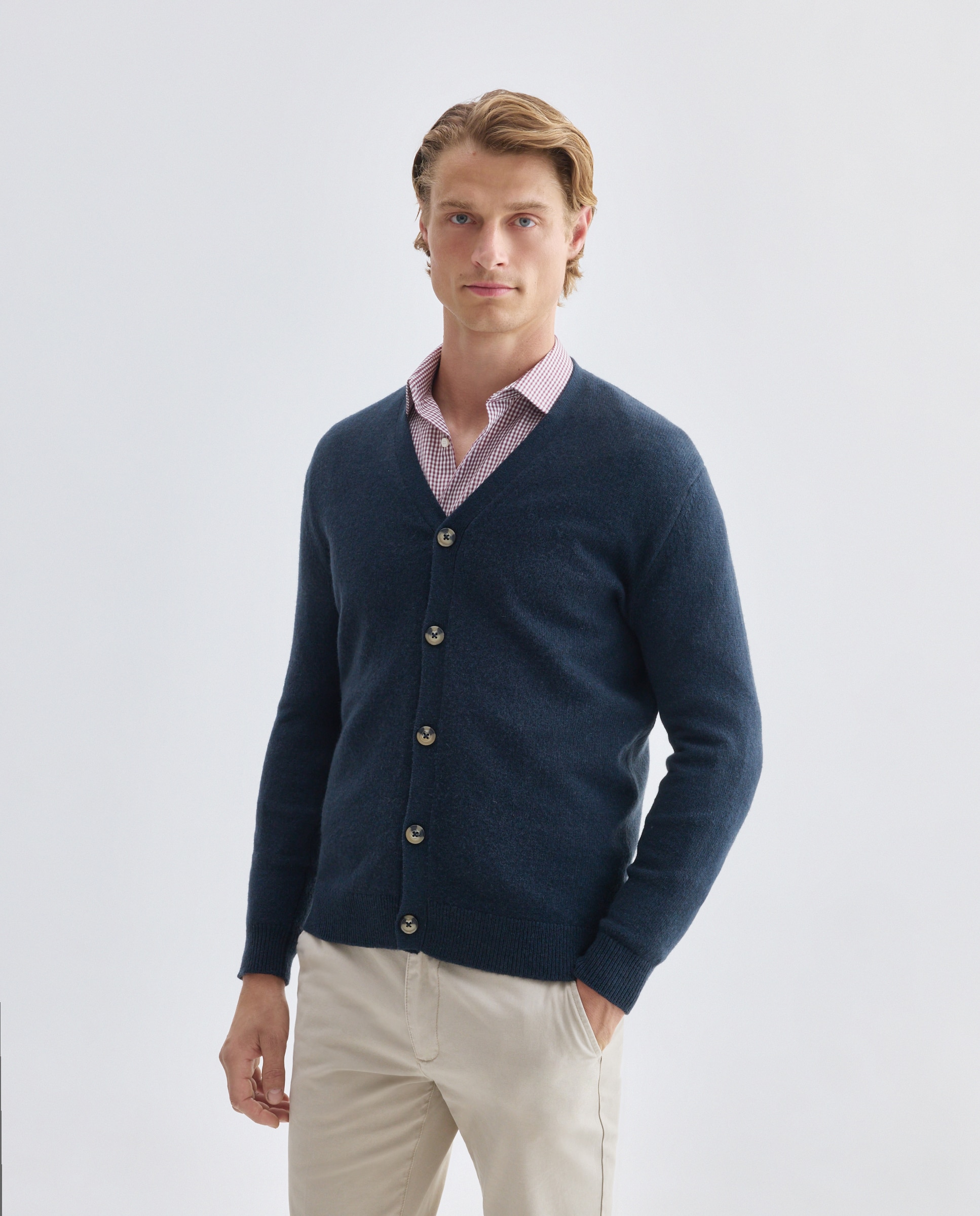 Imagen 0 de Cardigan de hombre botones liso Lambswool Nylon
