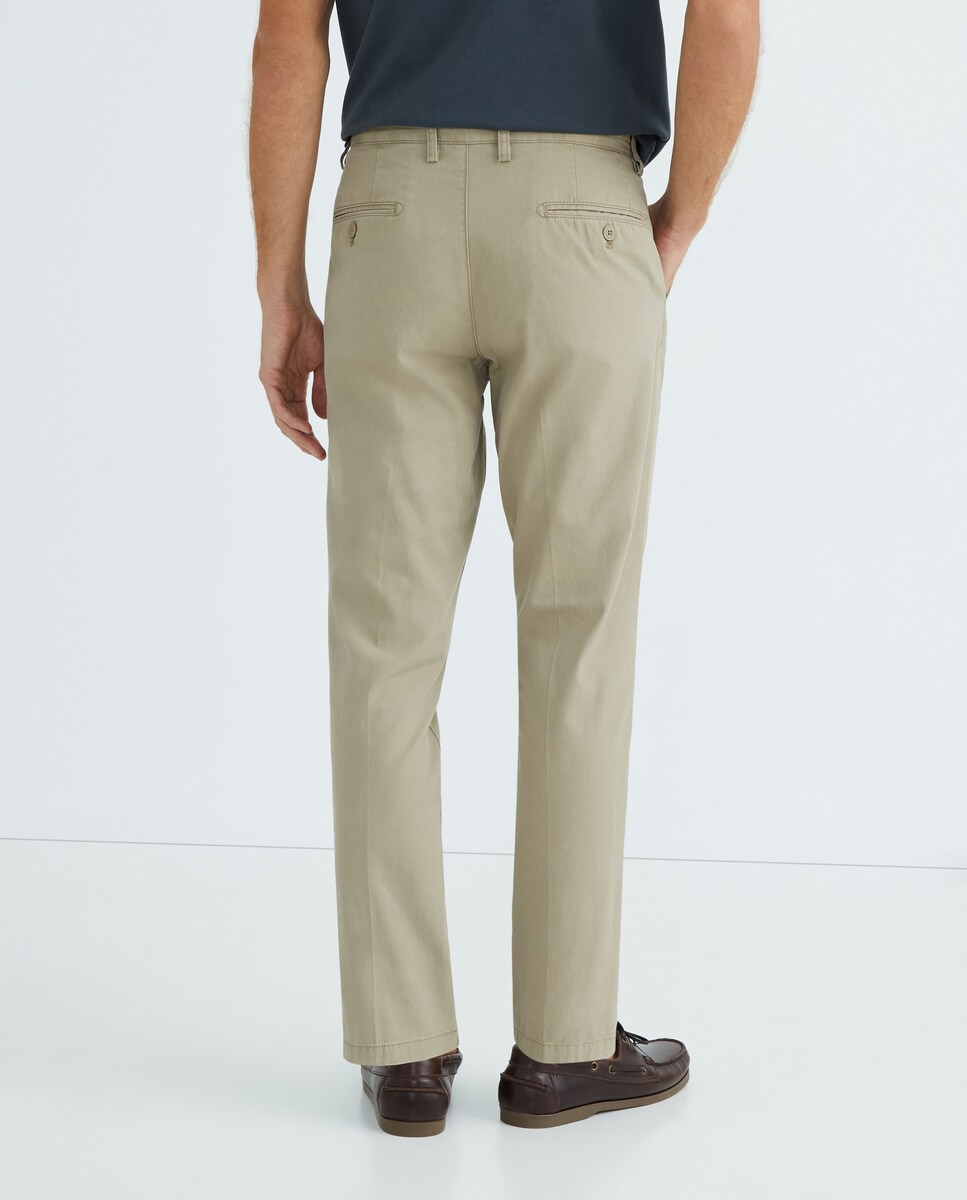Pantalón hombre chino con pinza regular fit 40 Tostado
