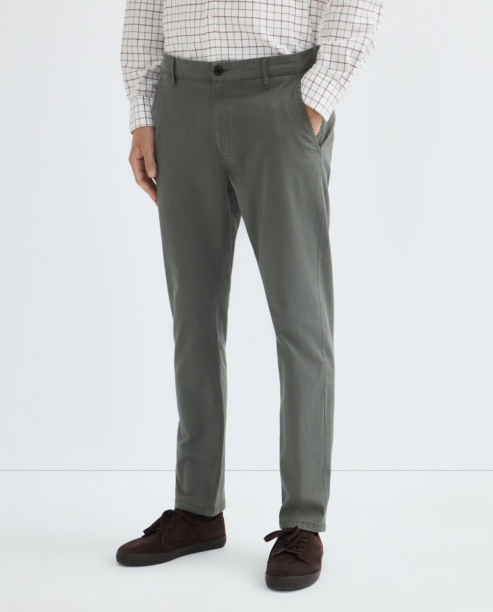 Pantalón hombre chino con goma regular fit 40 Verde