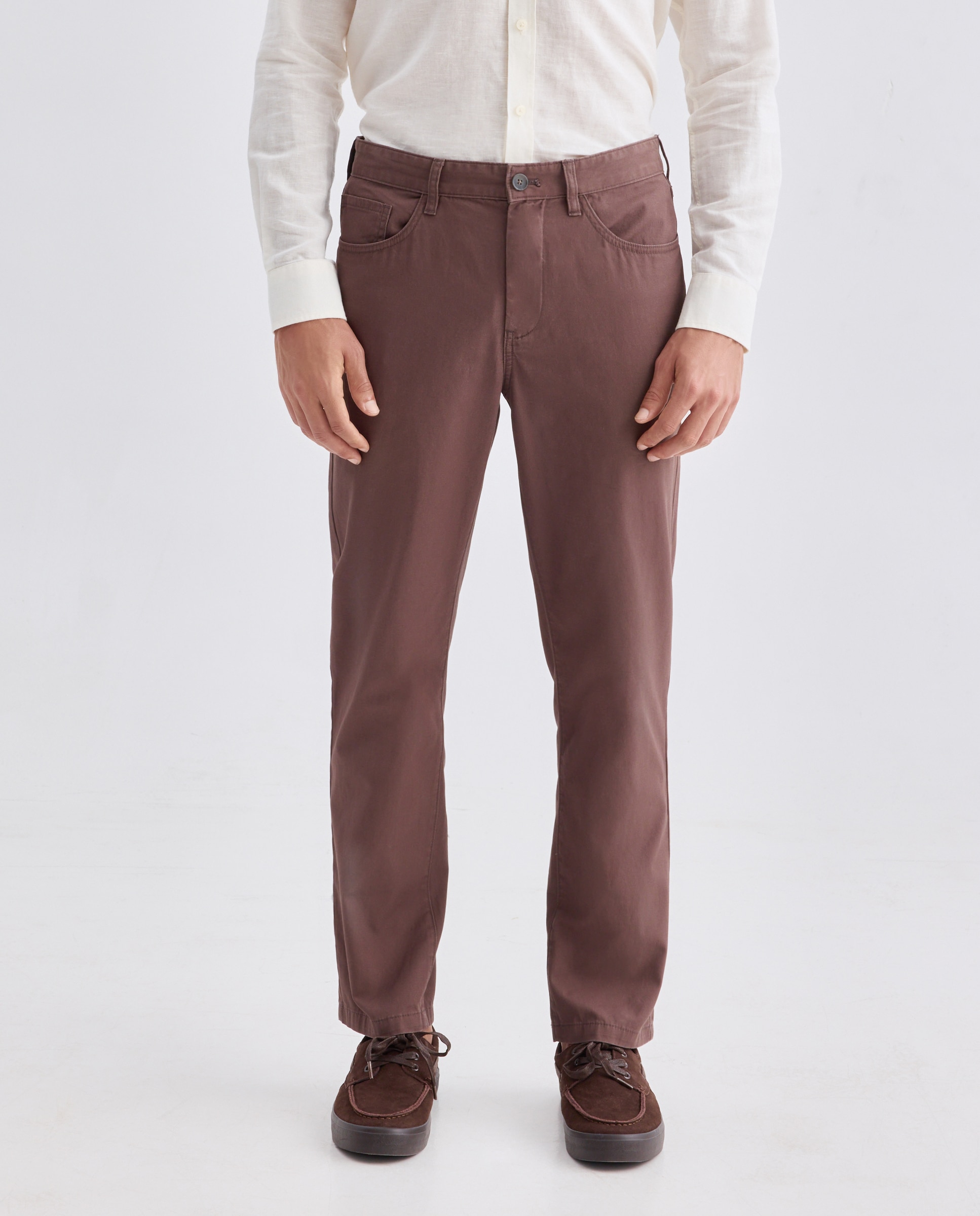 Pantalón hombre cinco bolsillos básico regular fit Marrón-2