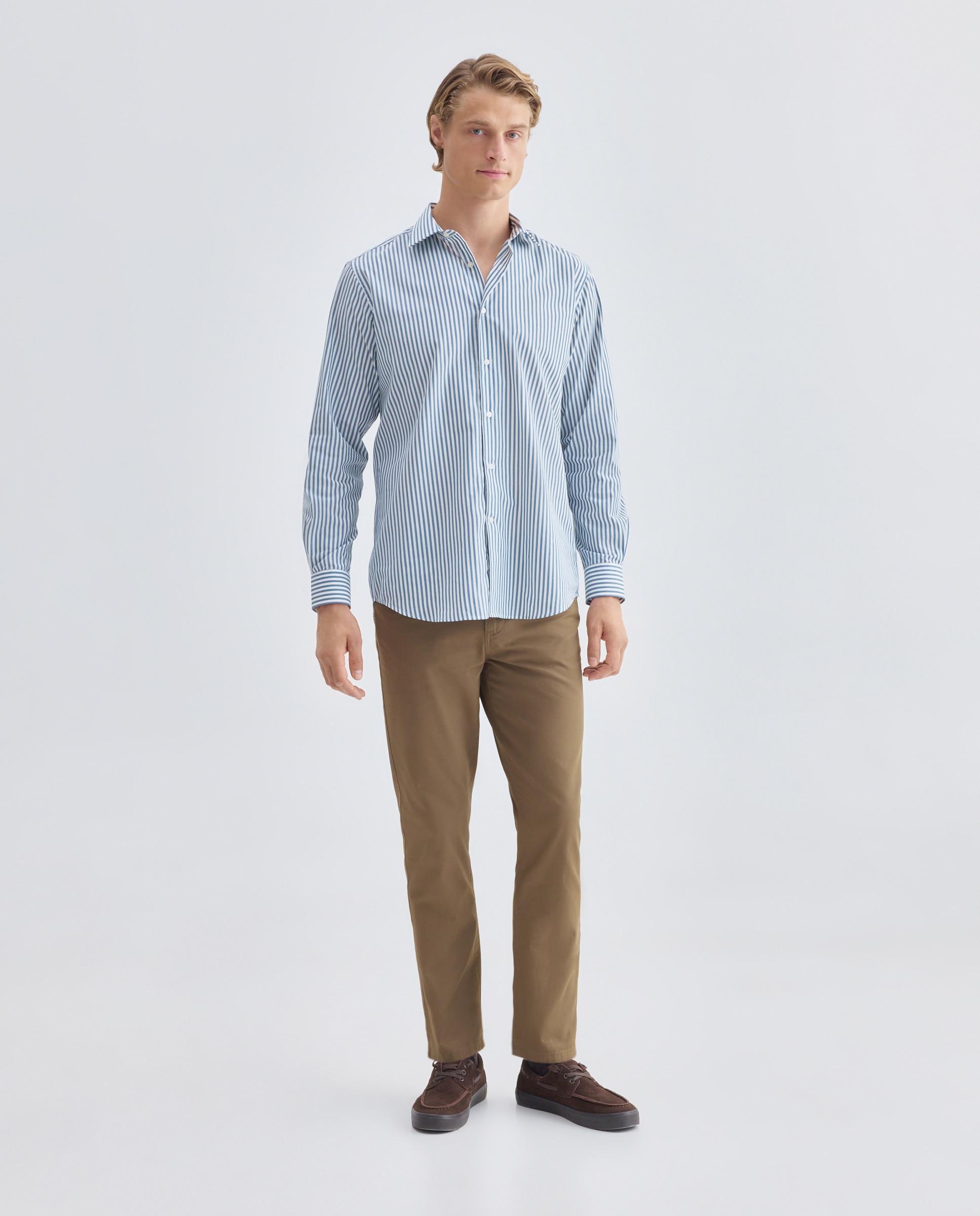 Imagen 0 de Pantalón hombre cinco bolsillos básico regular fit