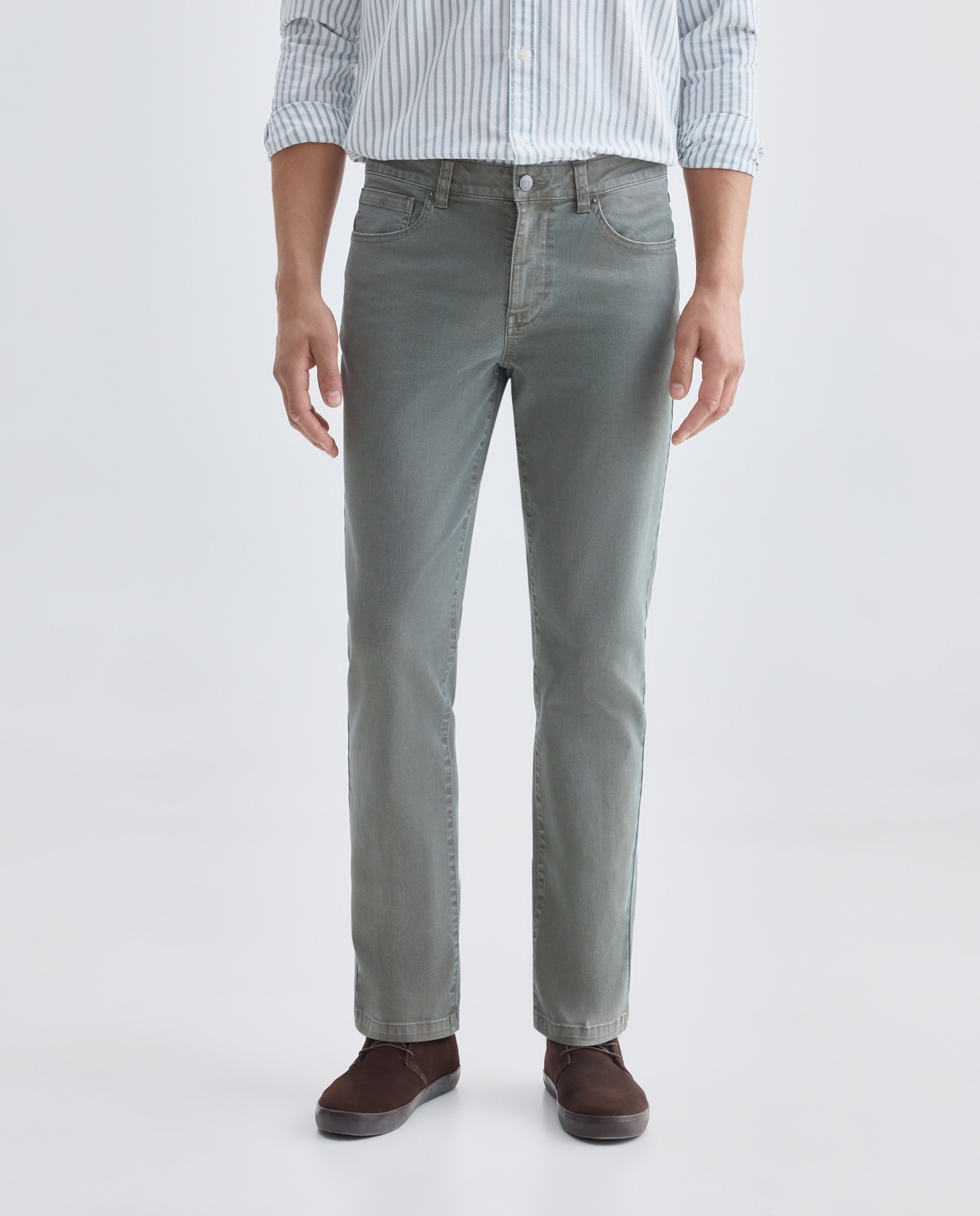 Pantalón hombre cinco bolsillos efecto lavado regular fit 560 Oliva-2