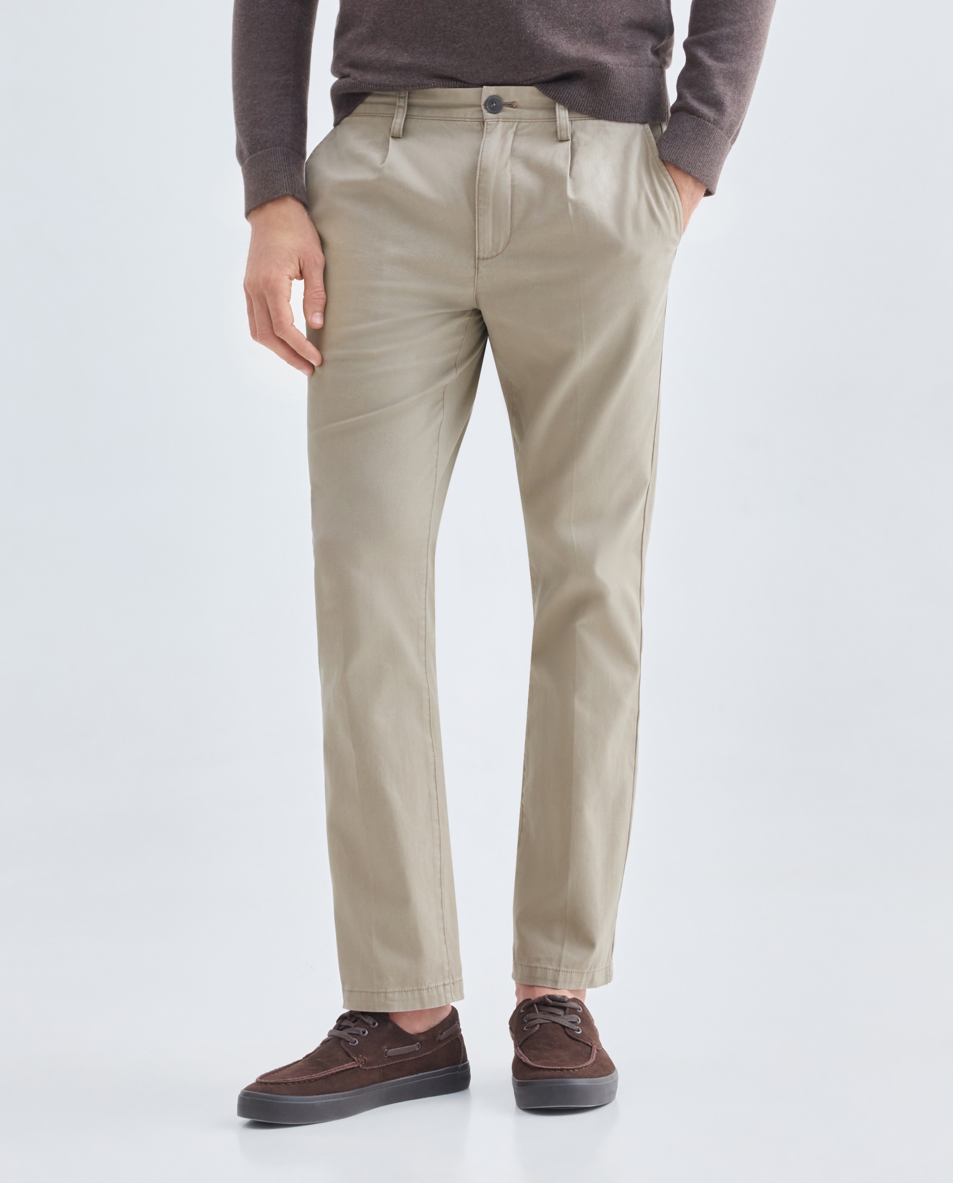 Pantalón hombre chino con pinza regular fit 710 Beige-2