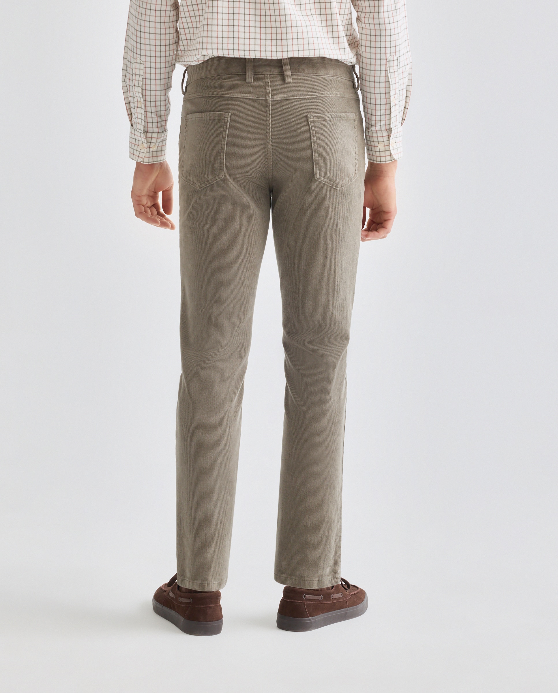 Pantalón hombre 5 bolsillos pana 560 Oliva-3