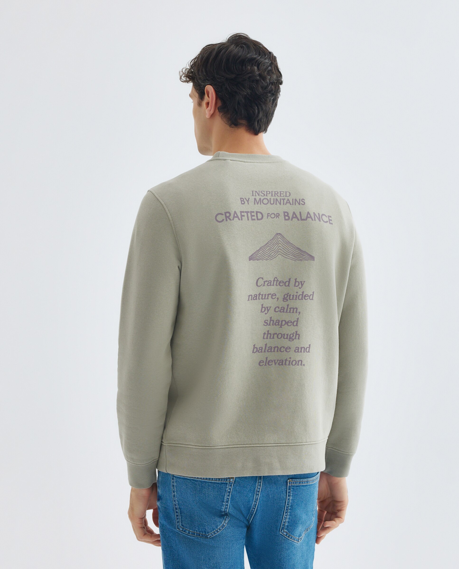 Sudadera de hombre cuello caja INSPIRED BY MOUNTAINS 510 Verde claro-3