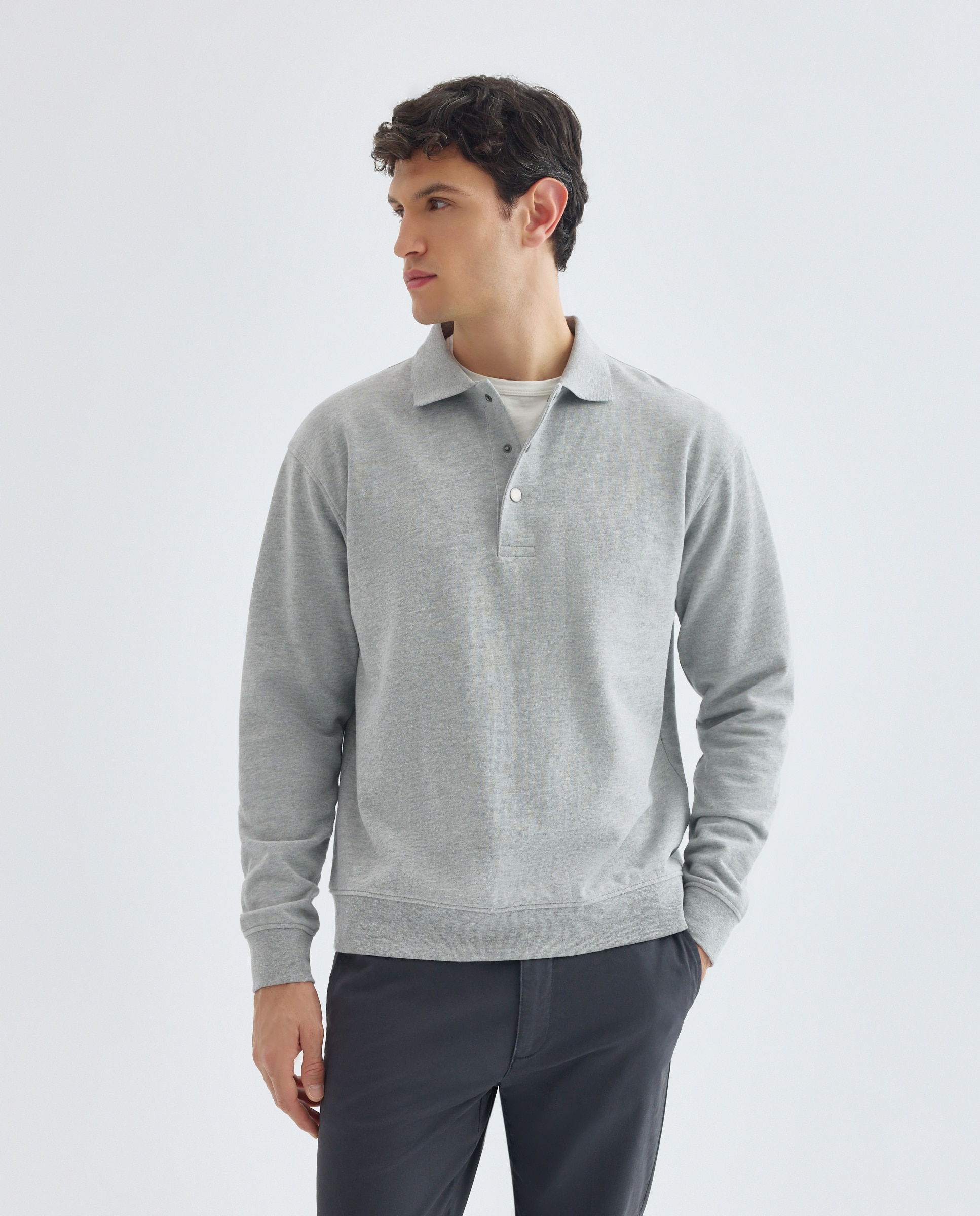 Imagen 0 de Sudadera de hombre rugby cuello polo lisa