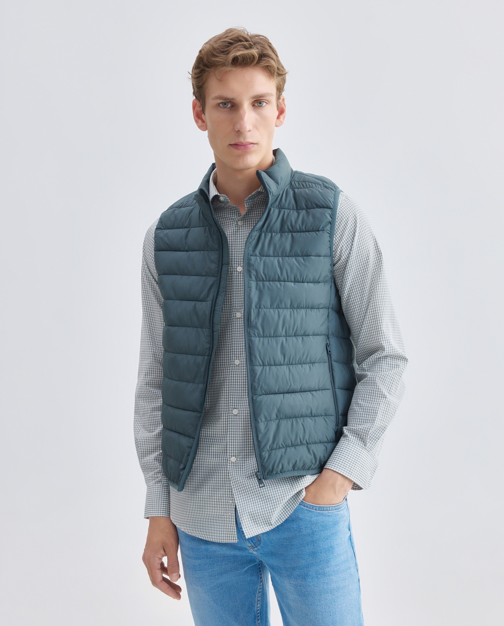 Imagen 0 de Chaleco hombre ultraligero con relleno reciclado
