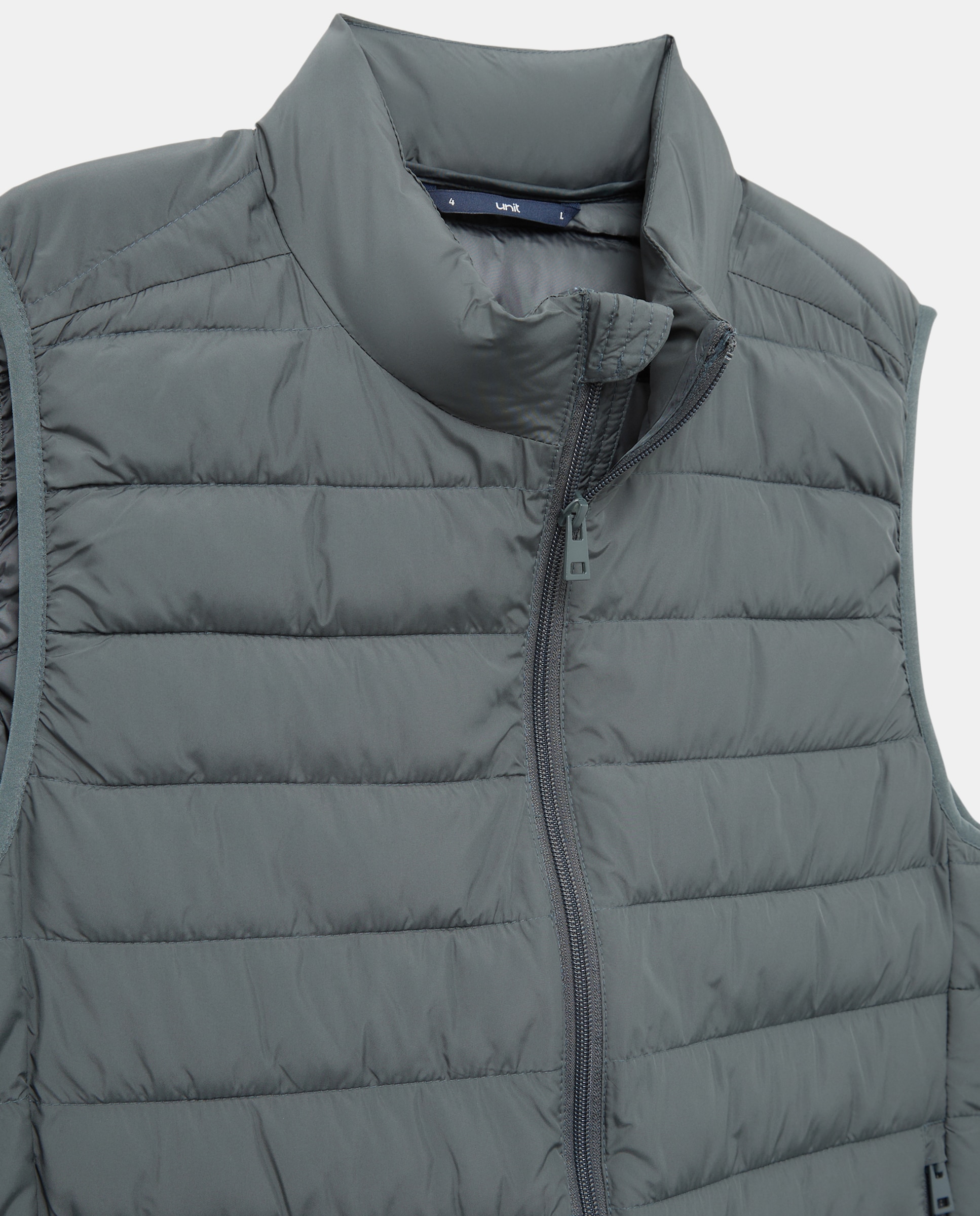 Chaleco hombre ultraligero con relleno reciclado Verde Pato-5