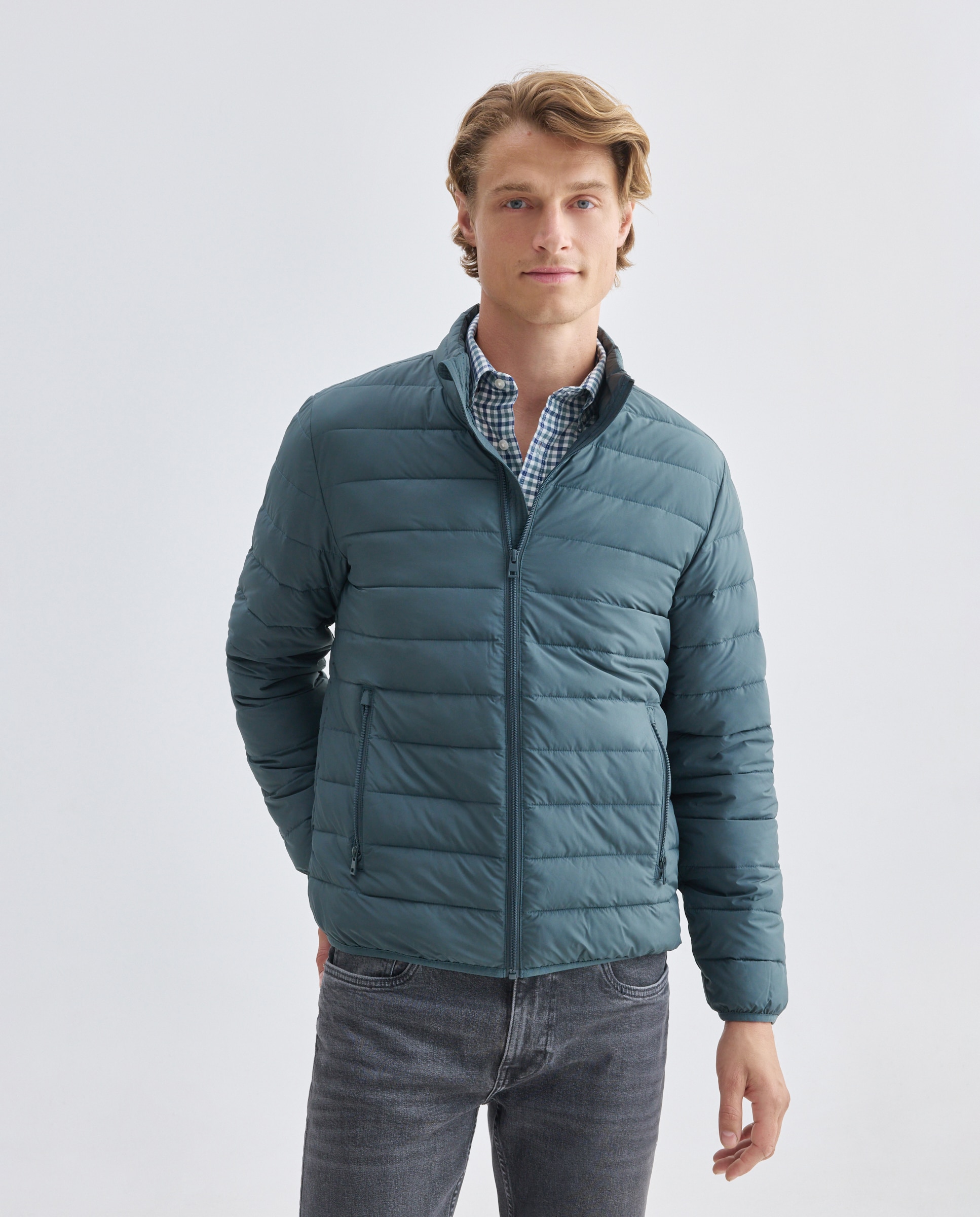 Imagen 0 de Chaqueta hombre ultraligera con relleno reciclado
