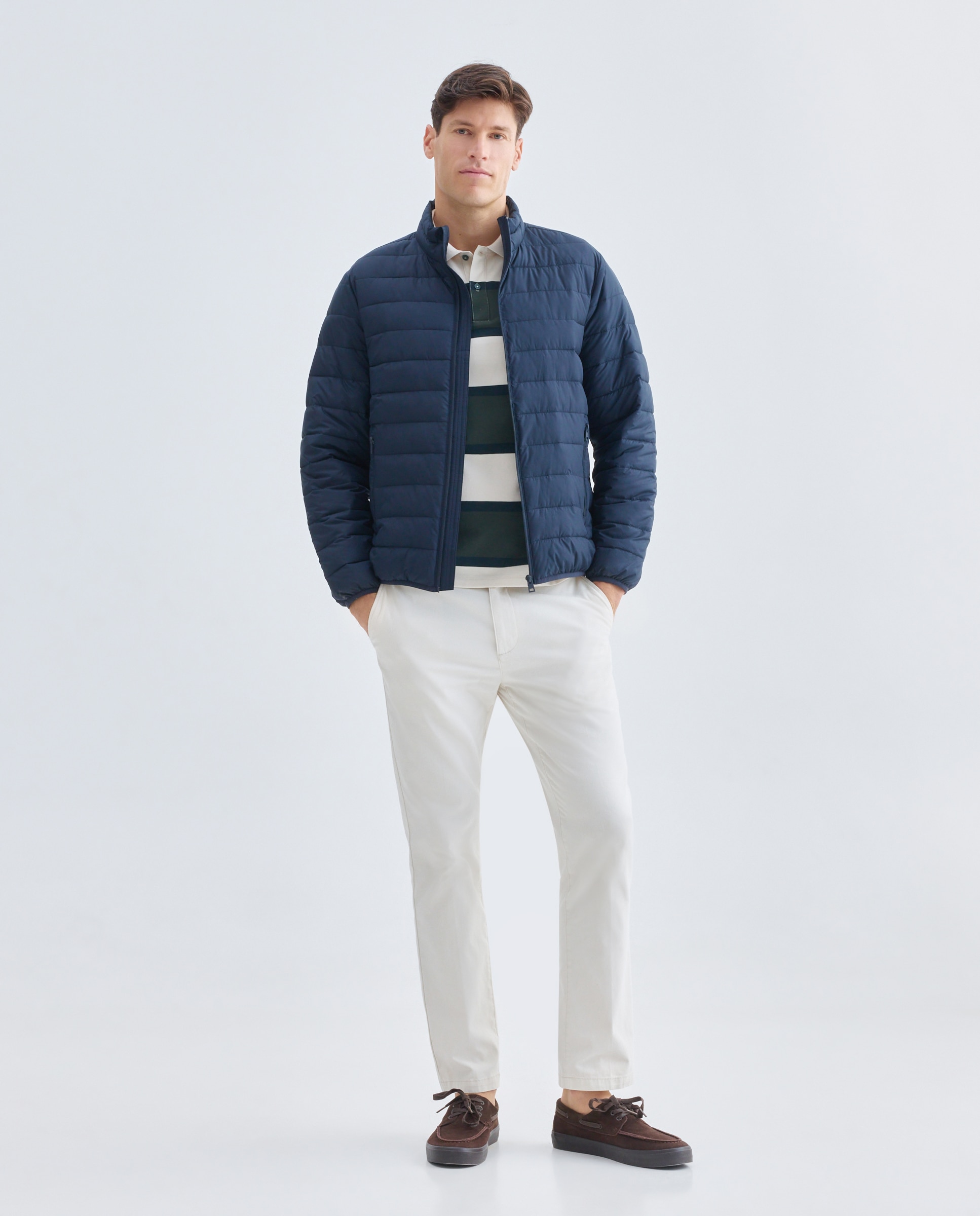 Imagen 0 de Chaqueta hombre ultraligera con relleno reciclado