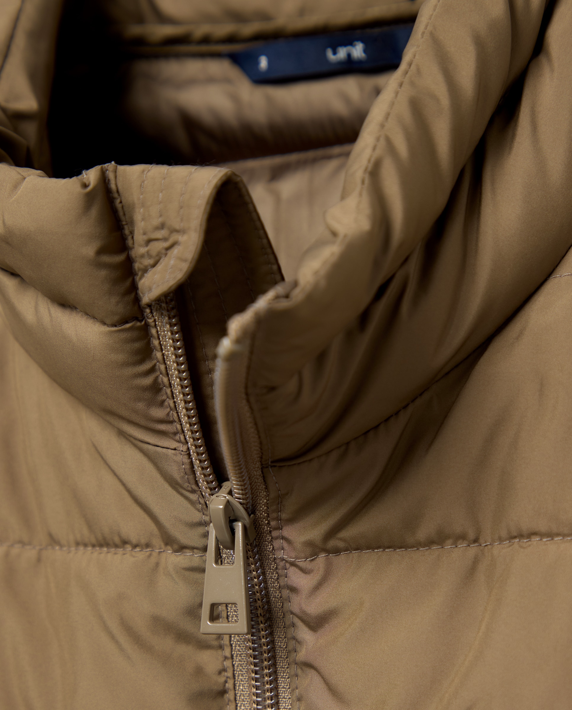 Chaqueta hombre ultraligera con relleno reciclado 520 Kaki-5