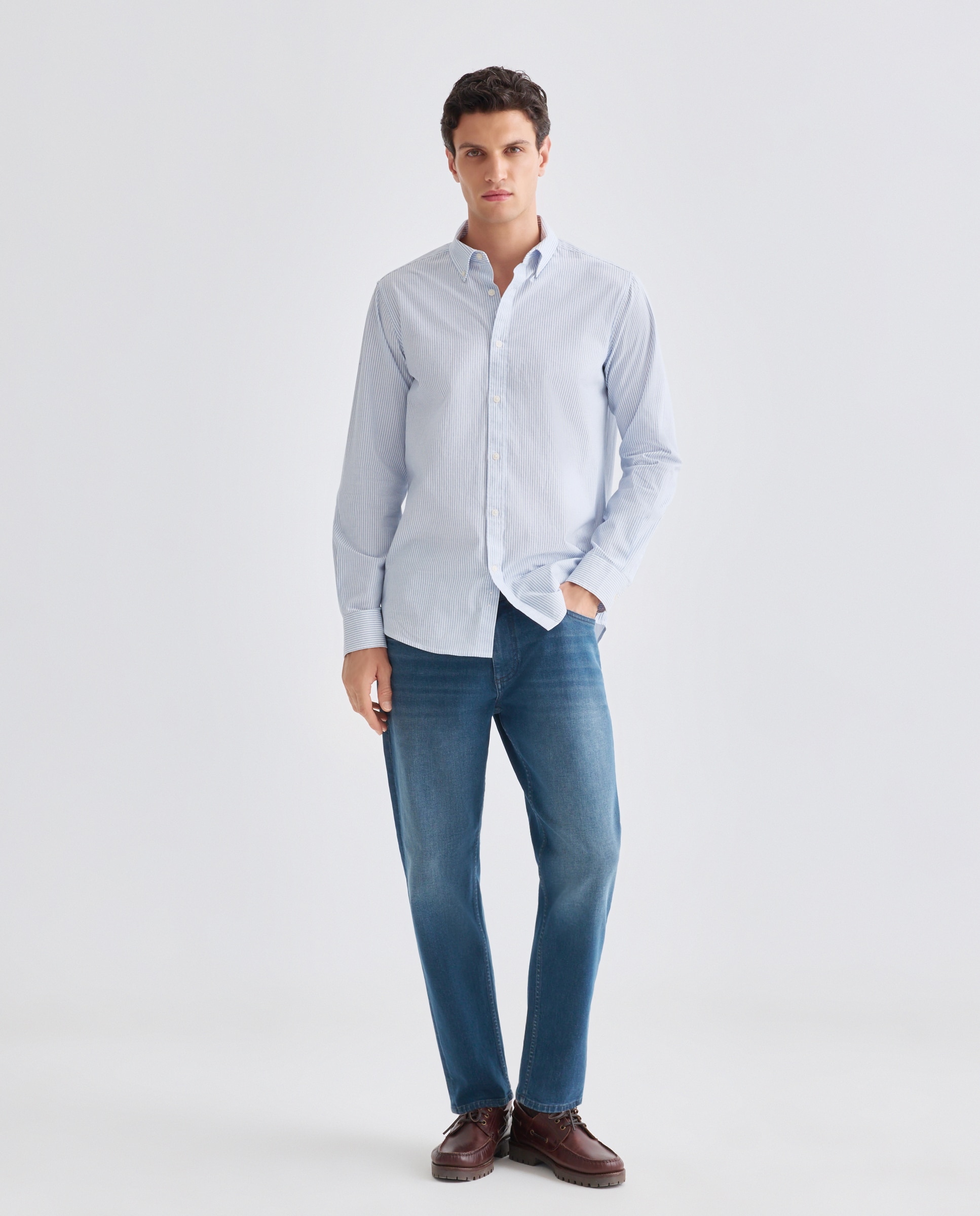 Imagen 0 de Pantalón vaquero hombre tapered fit