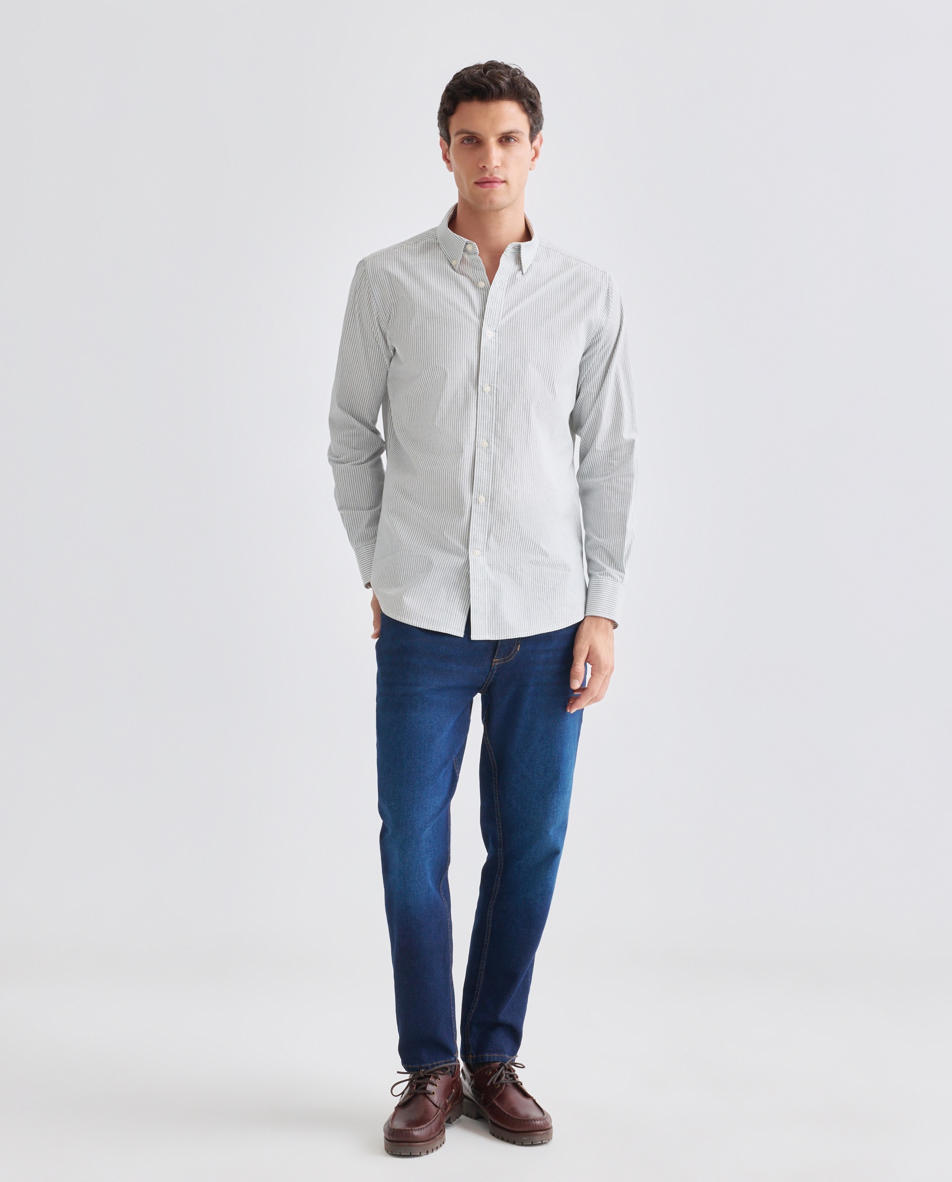 Imagen 0 de Pantalón vaquero hombre tapered fit