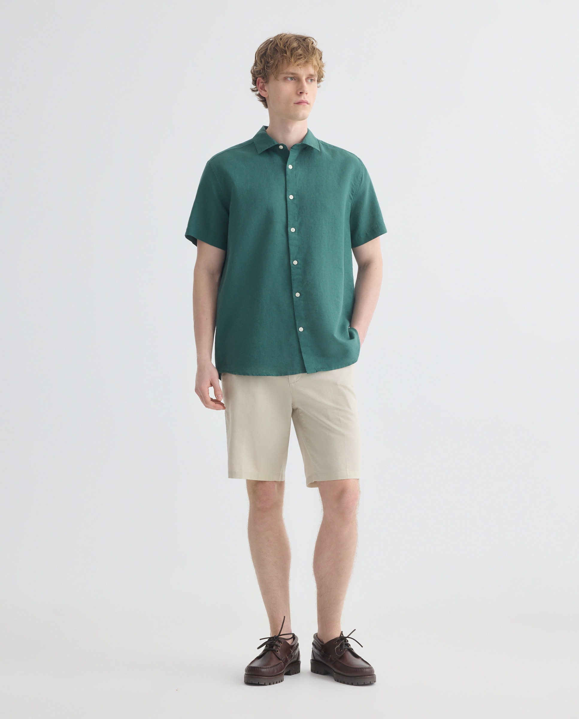 Camisa sport manga corta hombre con lino 500 VERDE-2