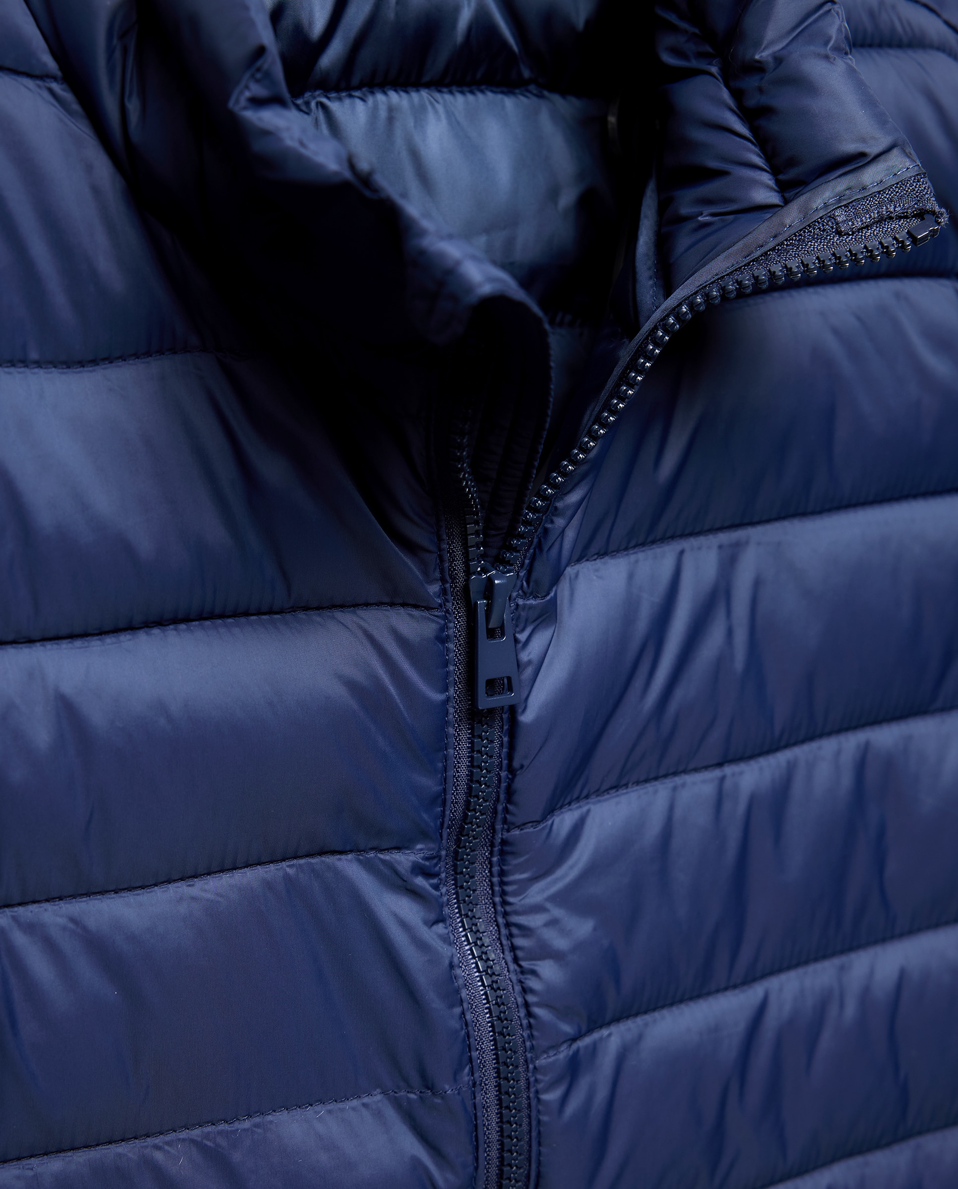 Chaleco hombre ultraligero con relleno reciclado Azul marino-5