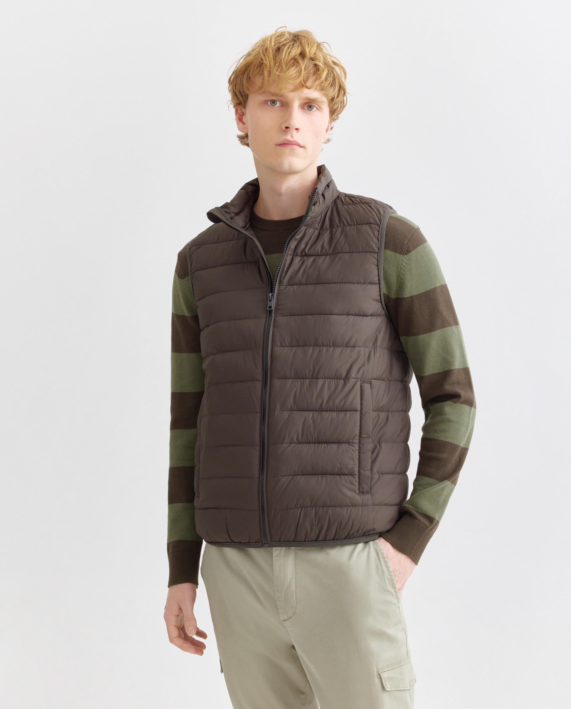 Imagen 0 de Chaleco hombre ultraligero con relleno reciclado