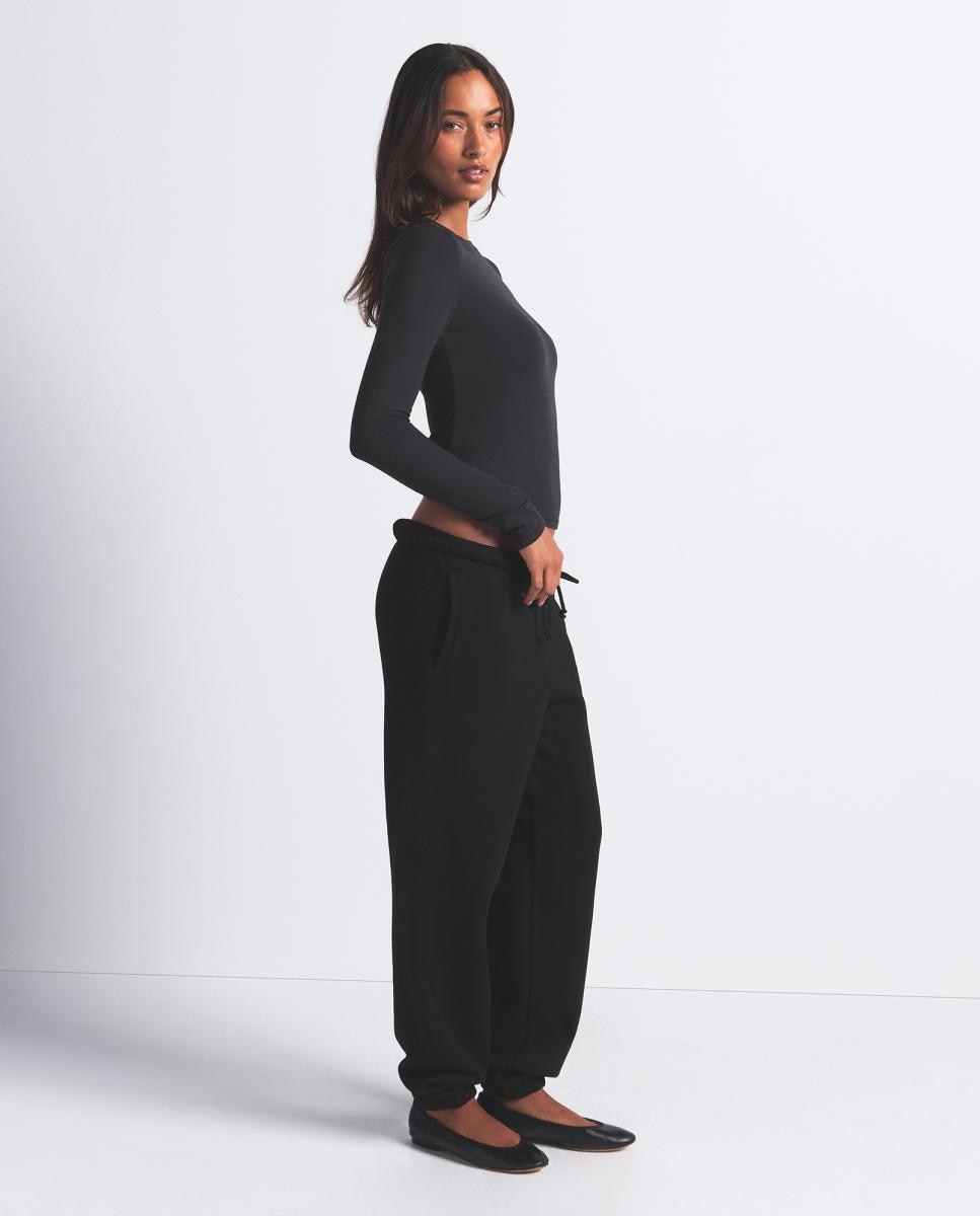 Camisola de algodão de manga curta, suave e respirável, ideal para criar looks confortáveis e versáteis para mulher Preto-2