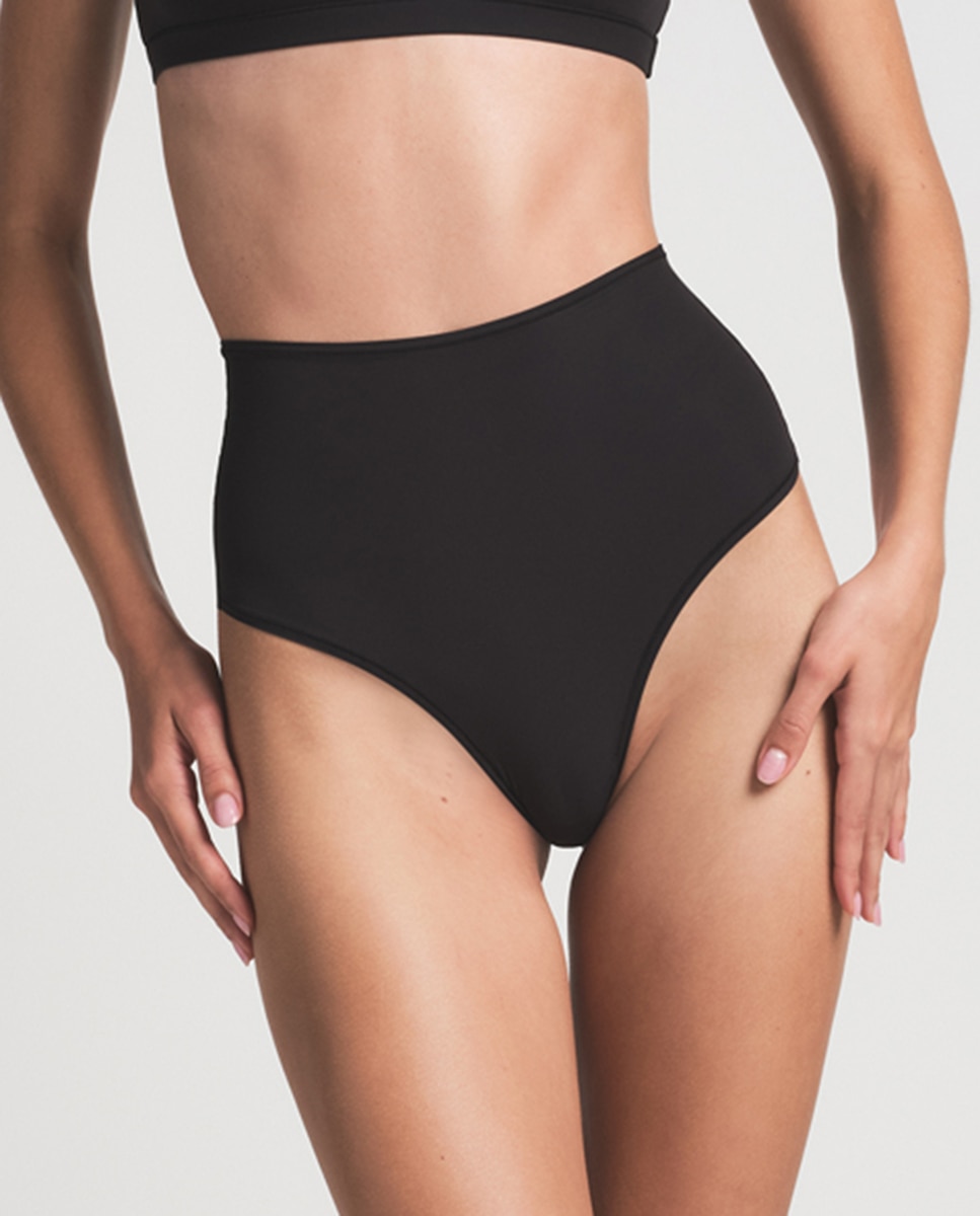 Imagen 1 de Tanga de tiro alto Negro