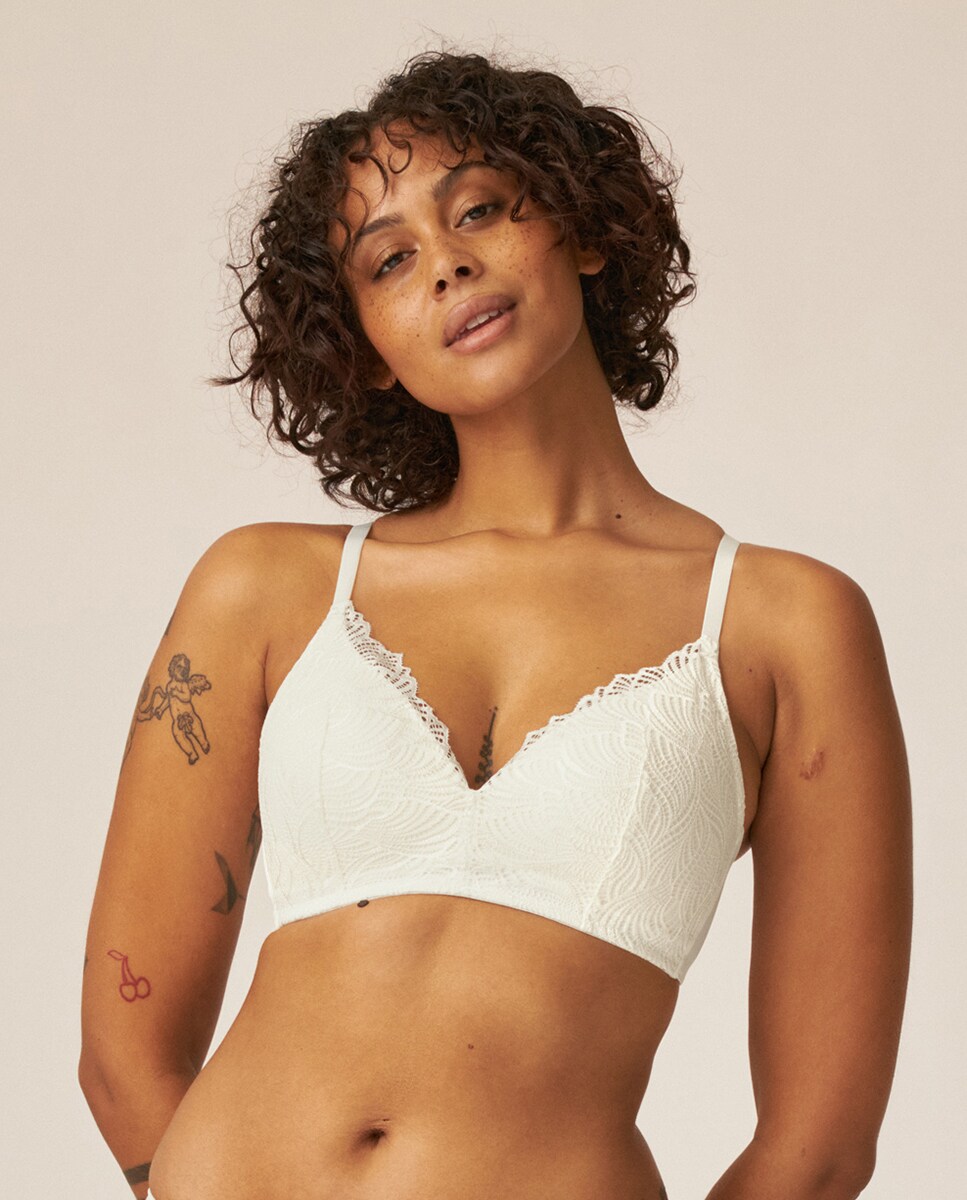 Soutien de Copa Moldada sem Aro e com Renda Cru-1