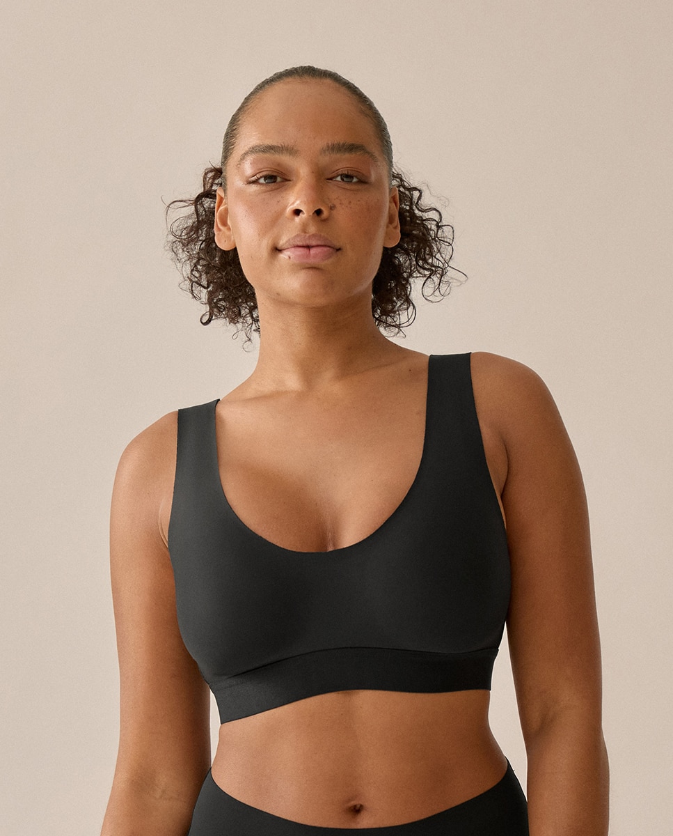 Imagem 0 de Soutien sem Aros com Copa Elástica e Alças Largas