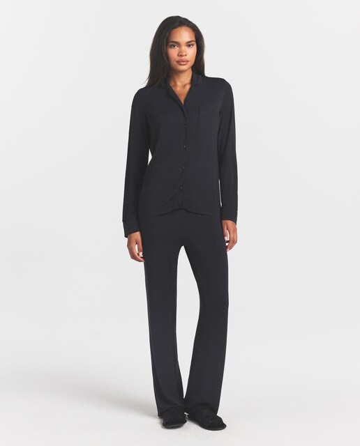 Pijama largo y elegante de mujer