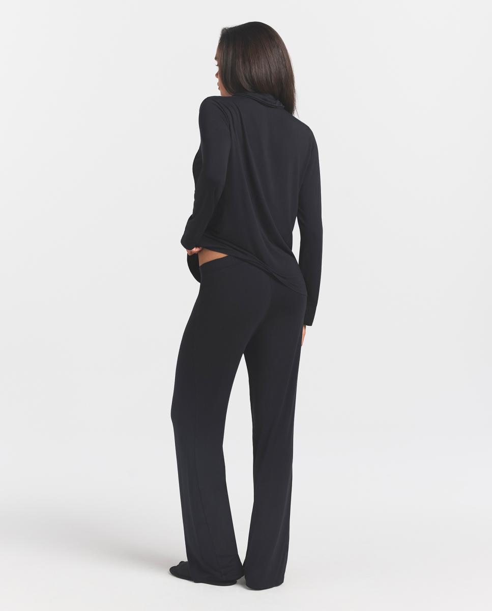 Pijama largo y elegante de mujer - Skims - Negro Negro-4