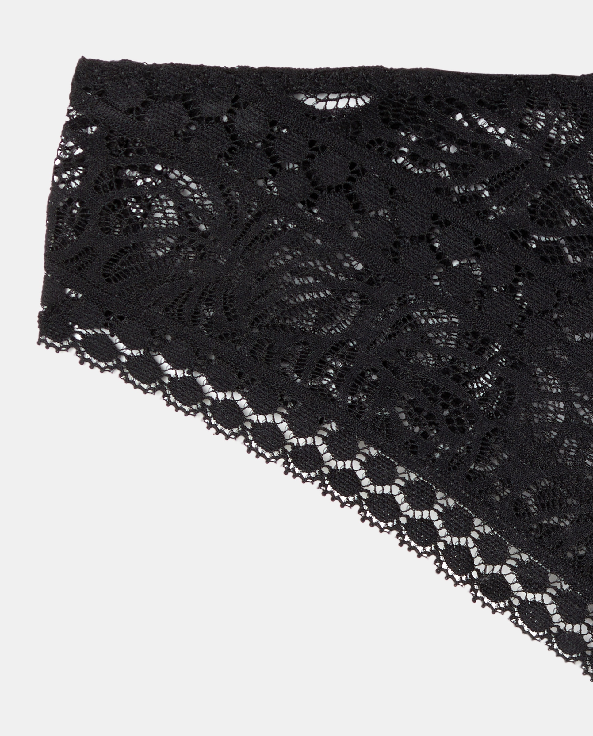 Tanga Preto-4