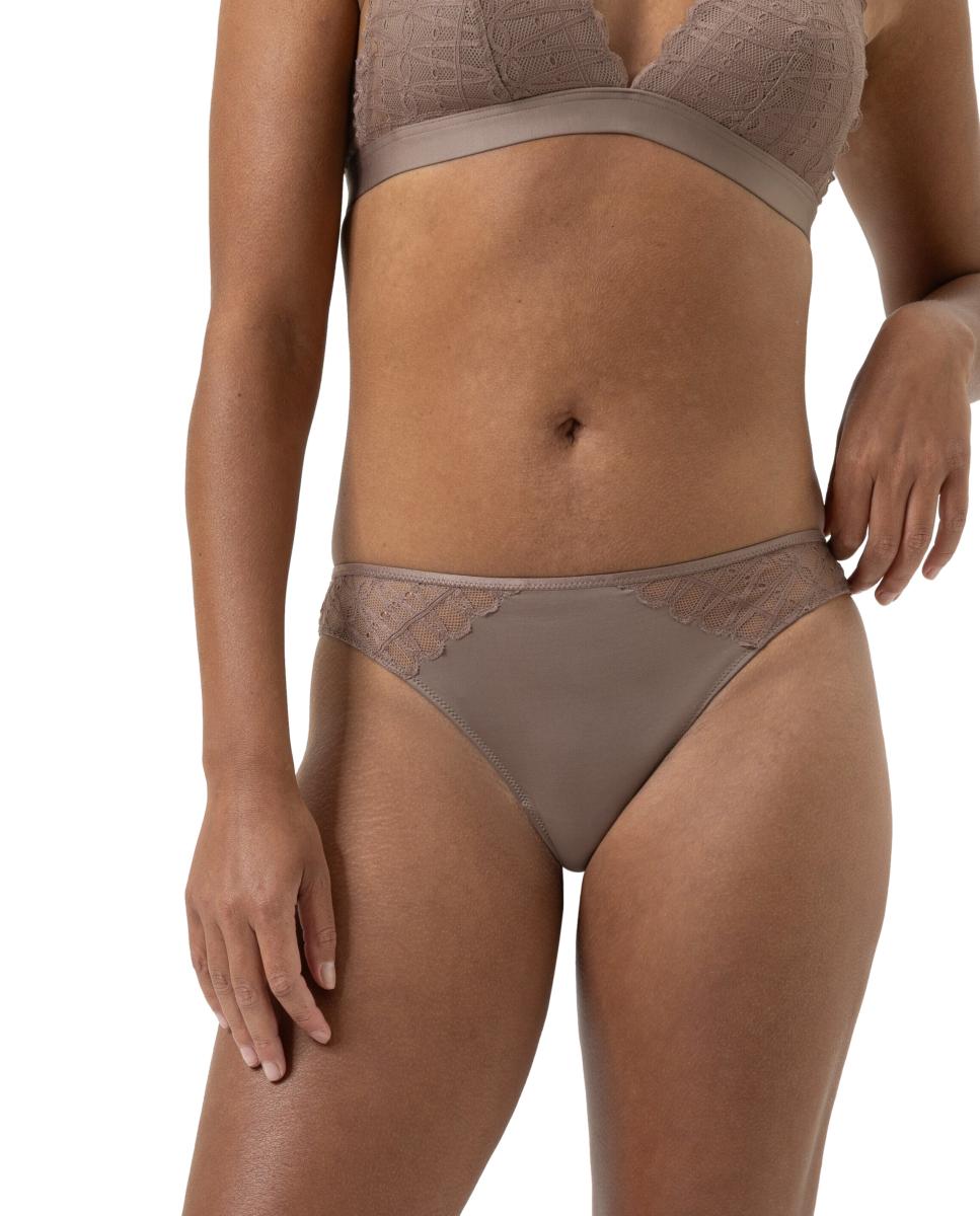 Imagem 0 de Cueca Tipo Brasileira com Renda