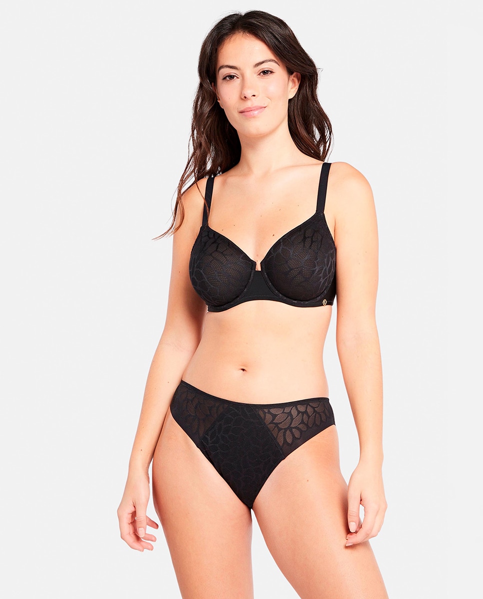 Cueca com Acabamentos de Corte de Laser Preto-3