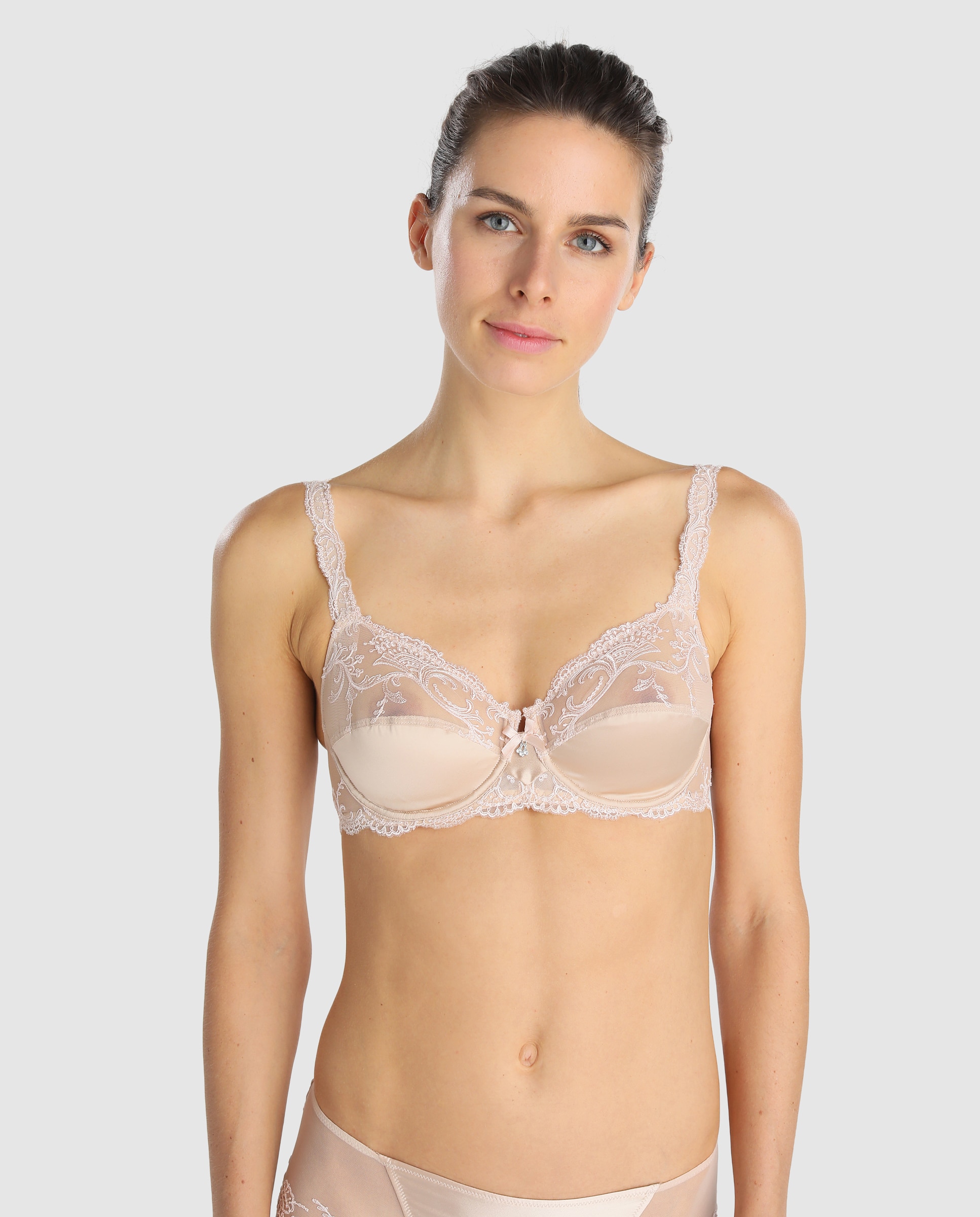 Soutien Splendeur Soie de Lise Charmel plus size com aro Marfim-1