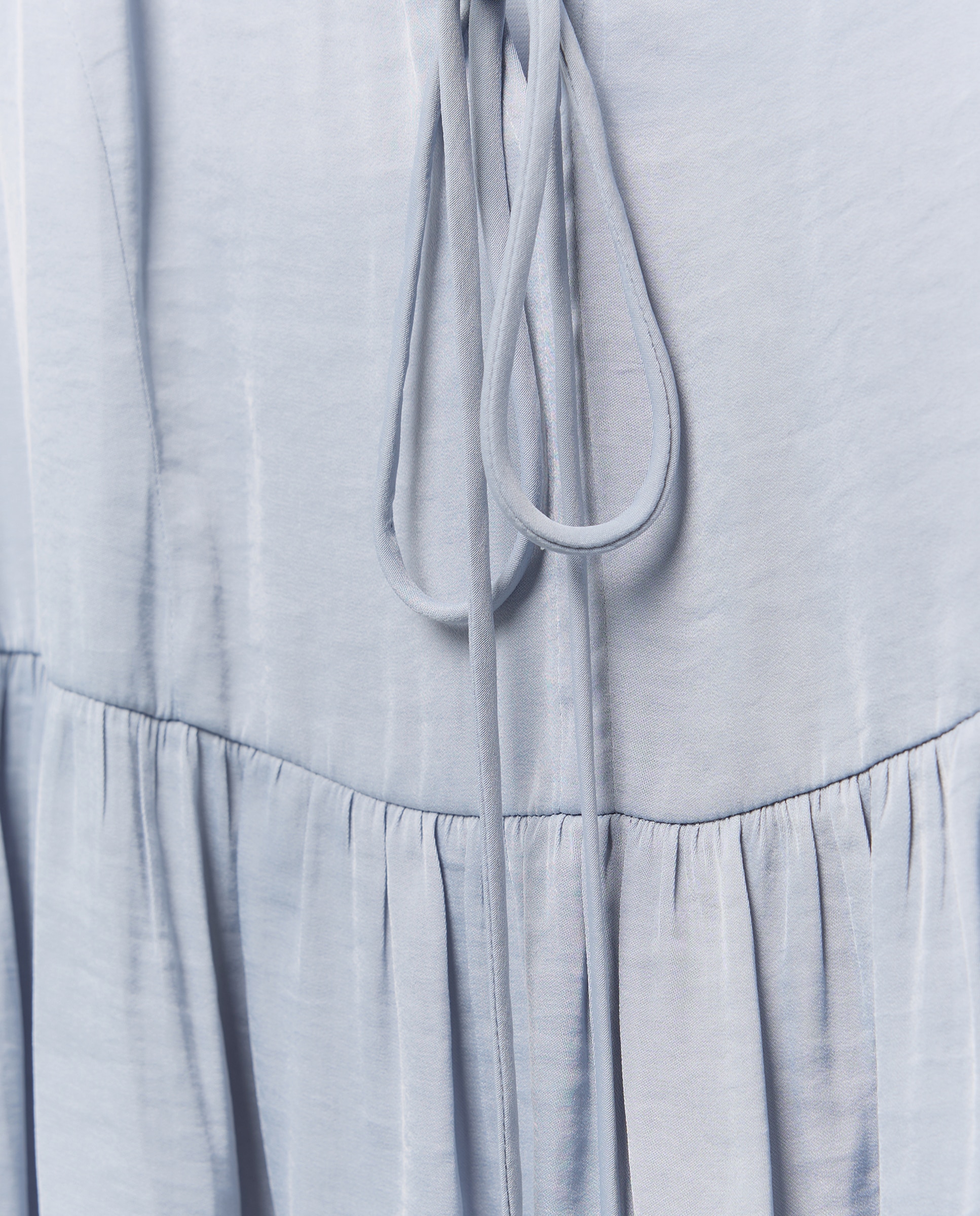 Blusa com Adorno de Cortes 410 Azul Claro-5