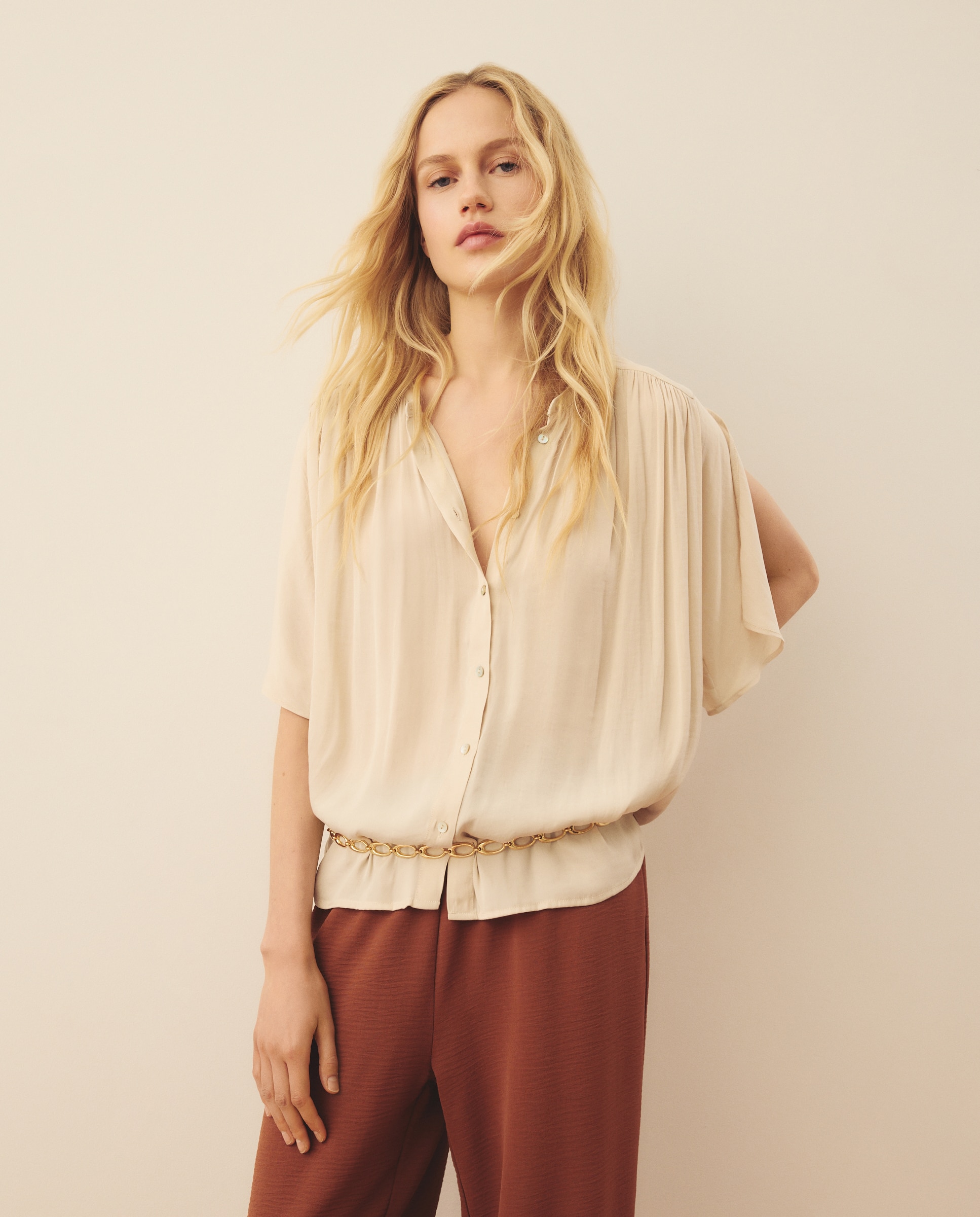 Blusa de mujer con manga de capa - Southern Cotton - Beige Beige-1
