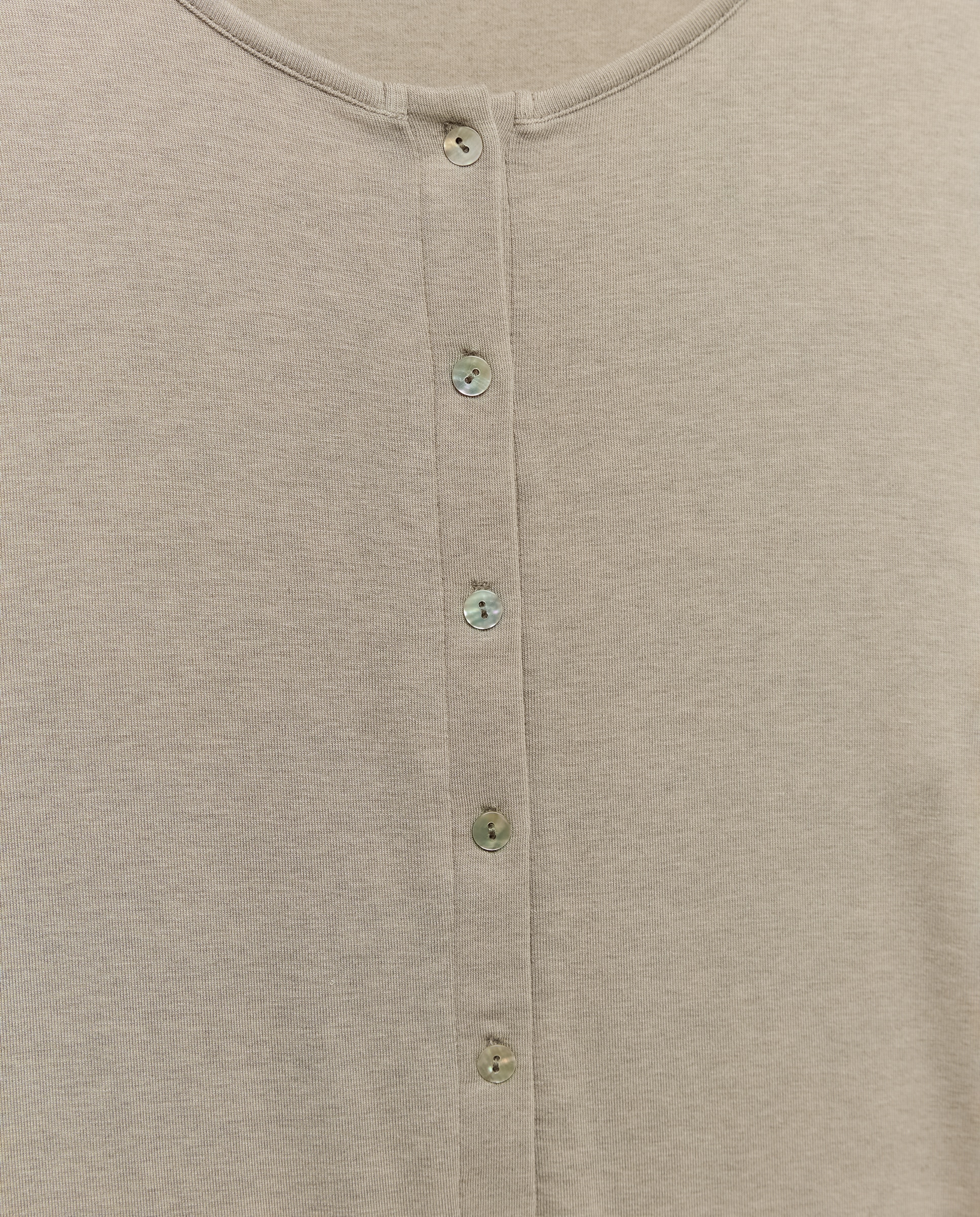 T-shirt com gola com botões 520 Caqui-5