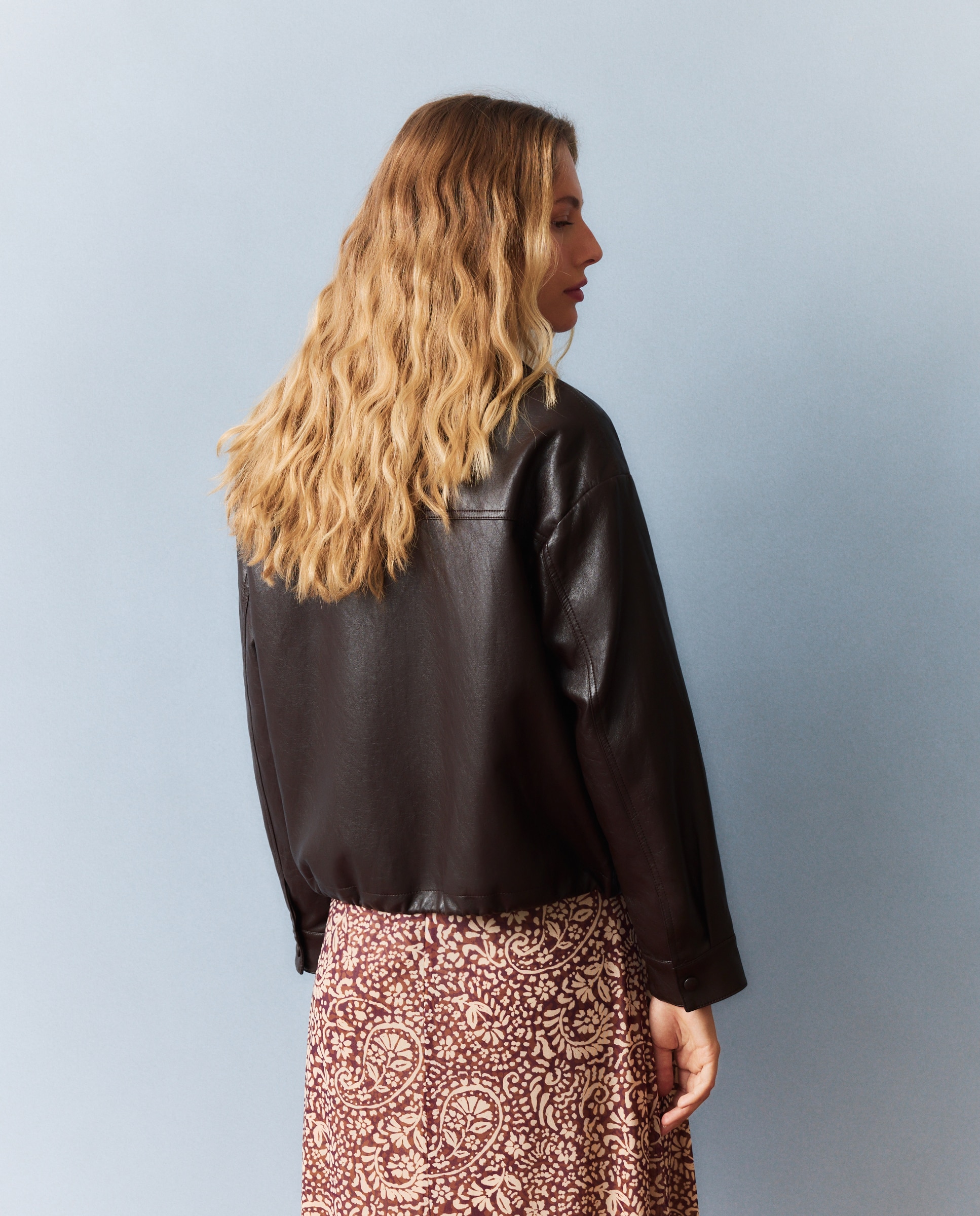 Blazer com Bolso Castanho-3