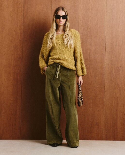 Imagen 0 de Pantalón pana de mujer ancho