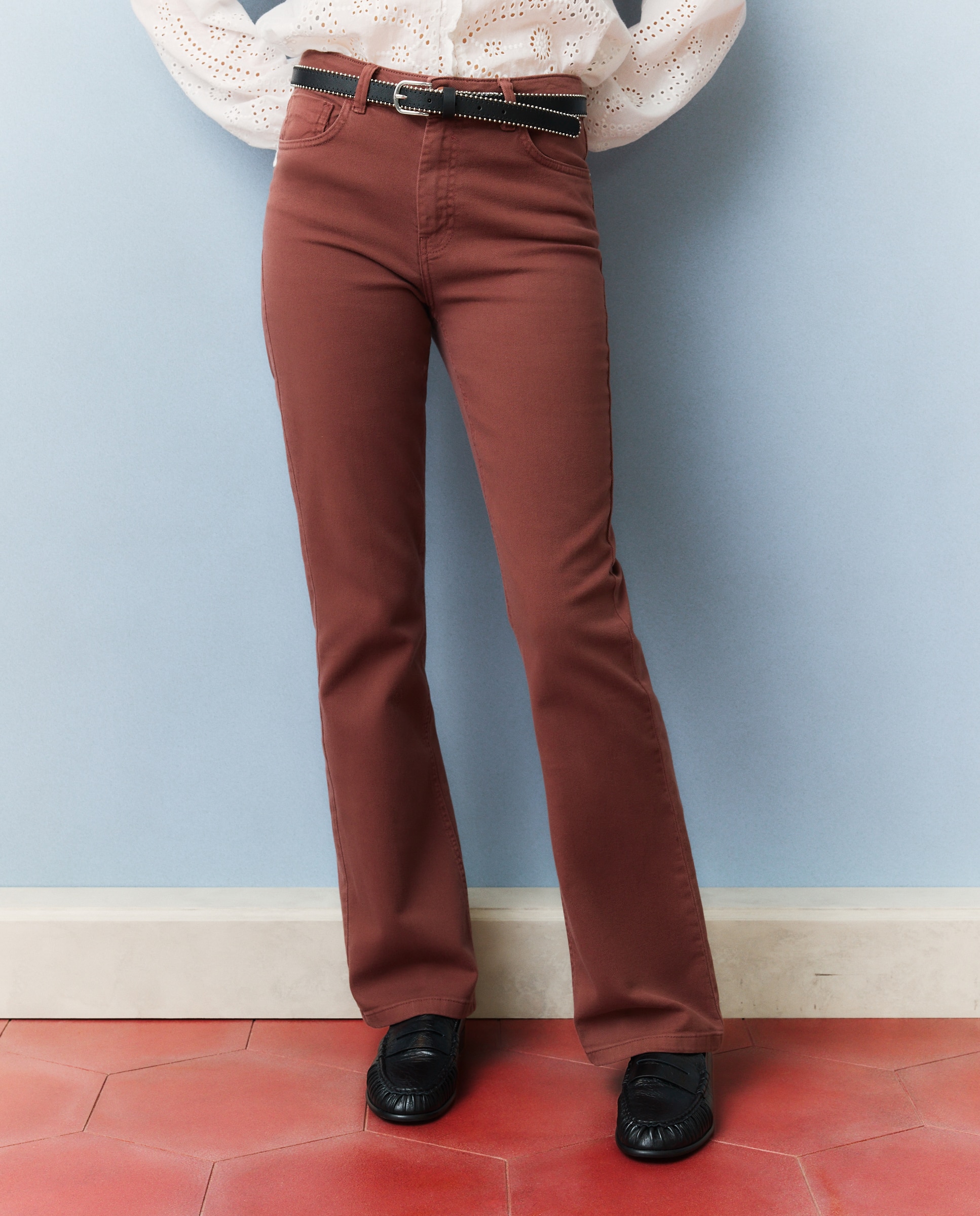 Pantalón de mujer color flare - Southern Cotton - Burdeos Burdeos-2