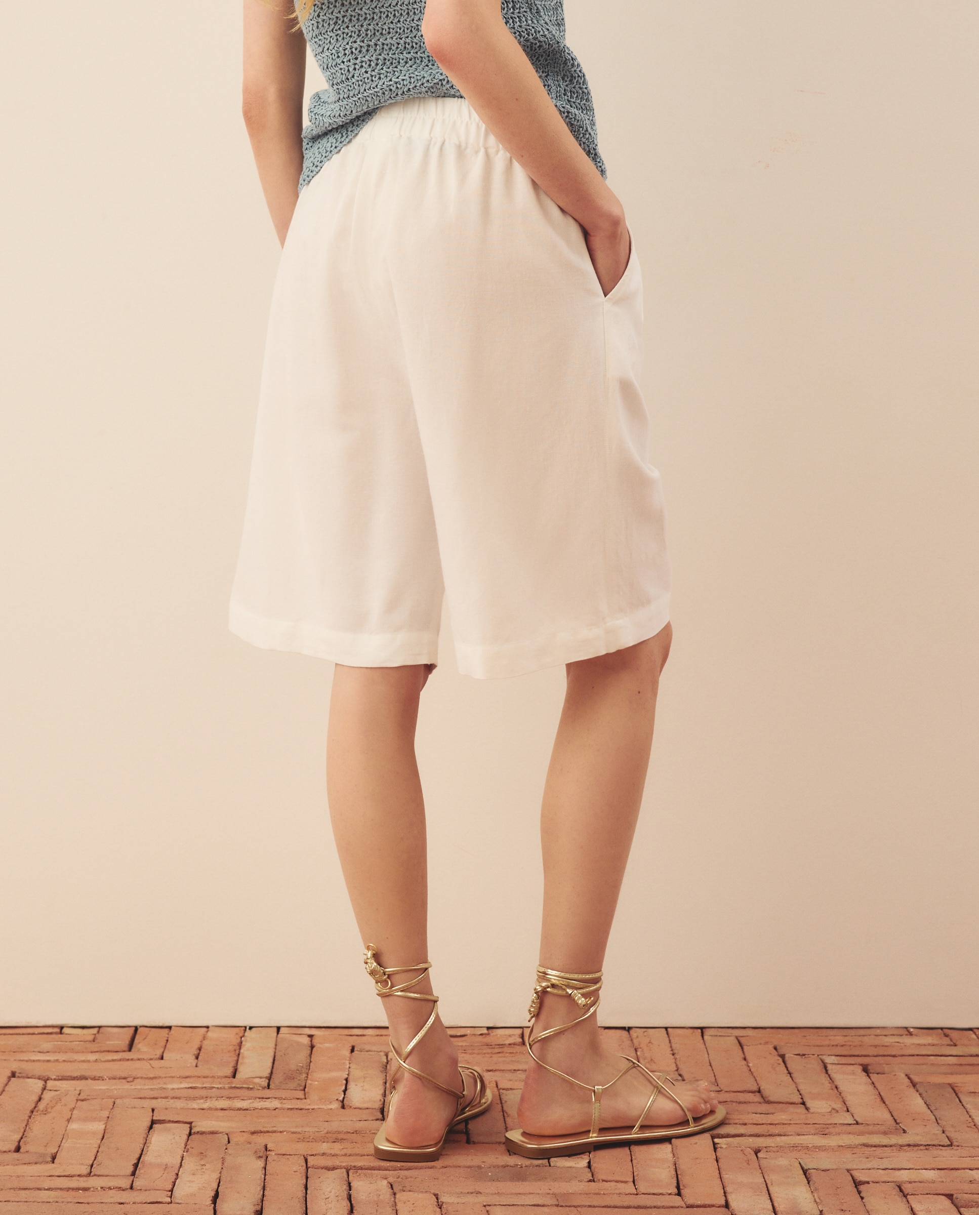 Bermuda lisa fluída de mujer - Southern Cotton - Blanco Blanco-3