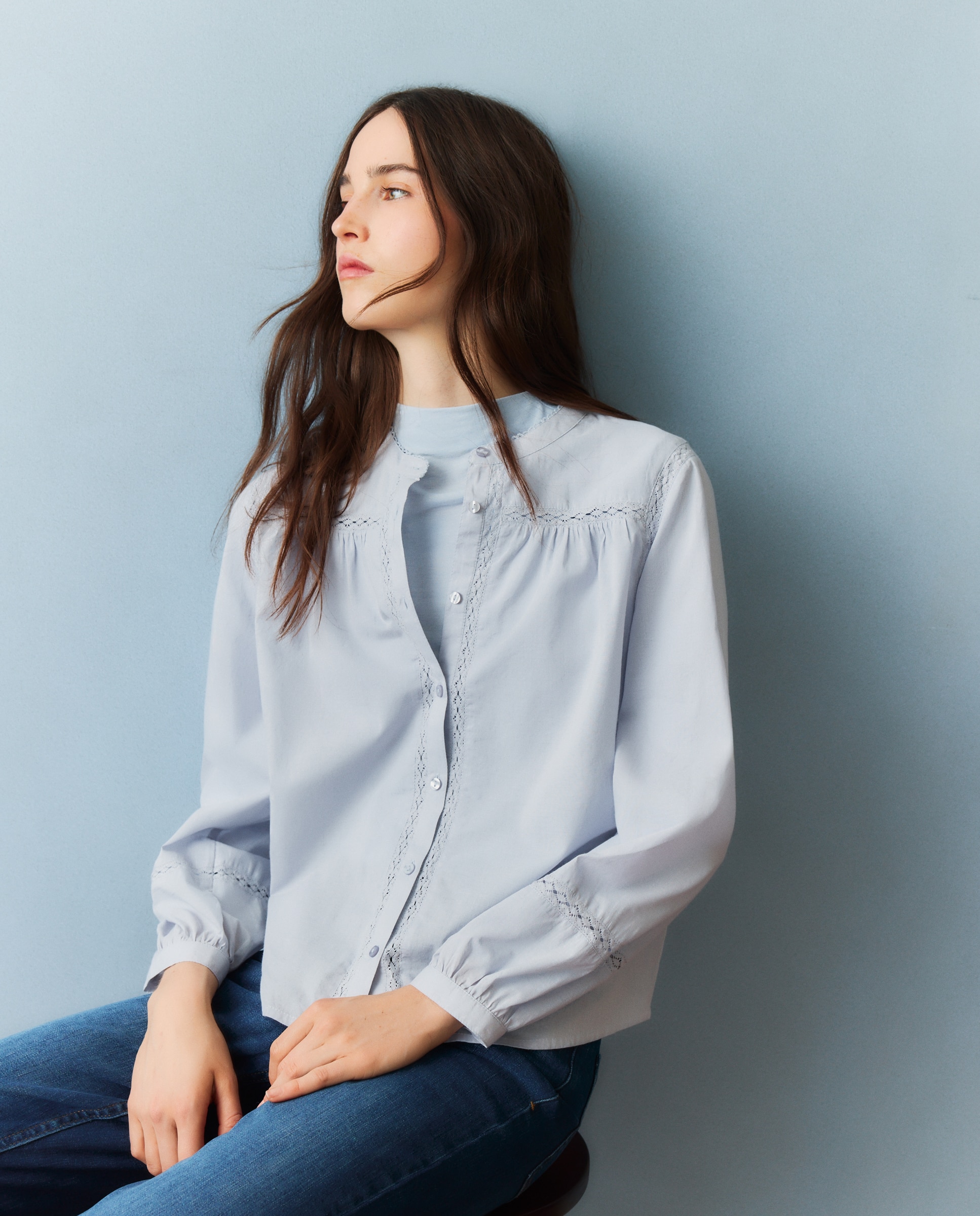 Imagen 1 de Blusa lisa con volante en escote 400 Azul