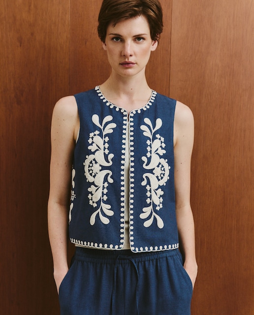 Imagen 0 de Chaleco bordado de algodón de mujer