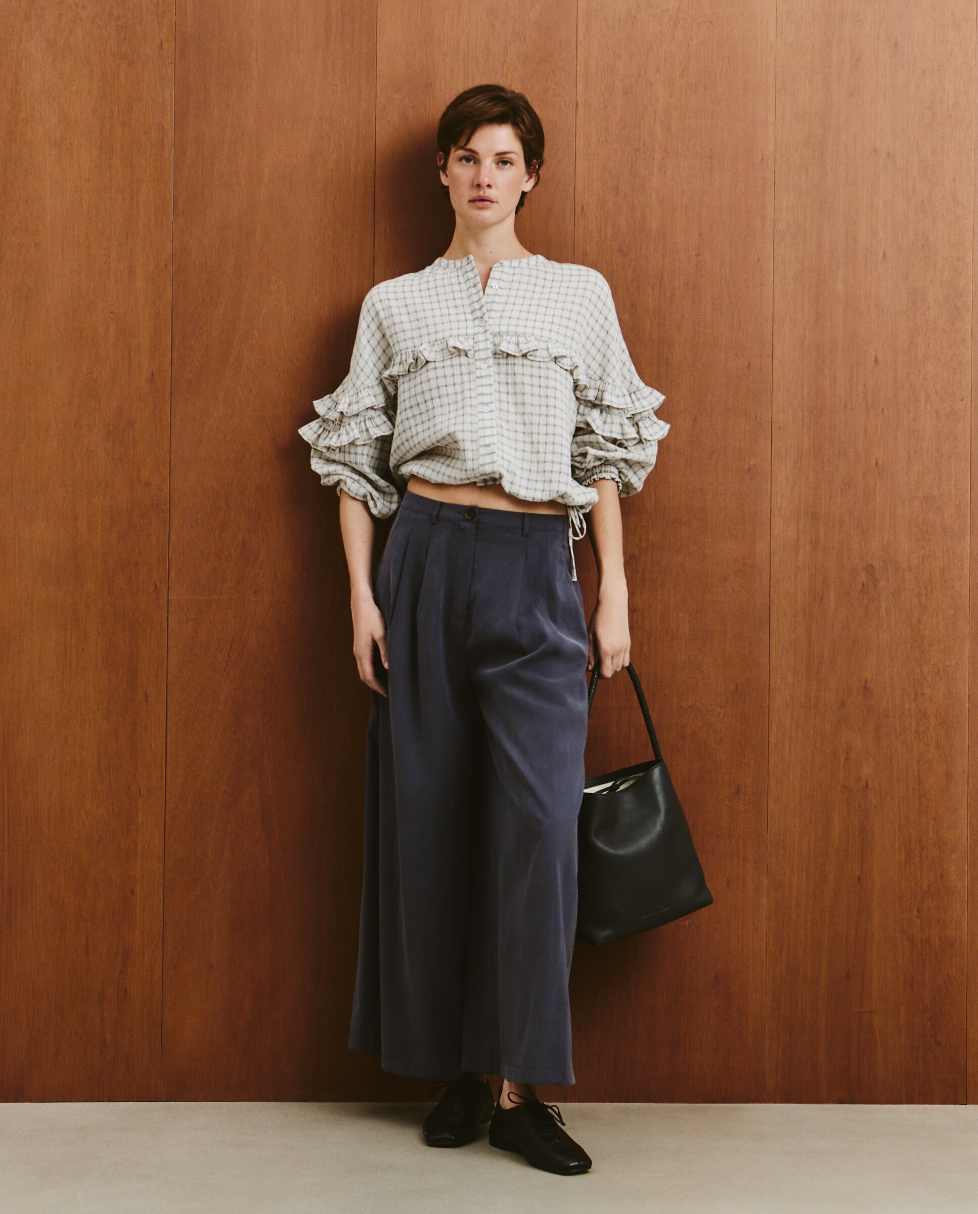 Blusa com Folho aos Quadrados Azul-2