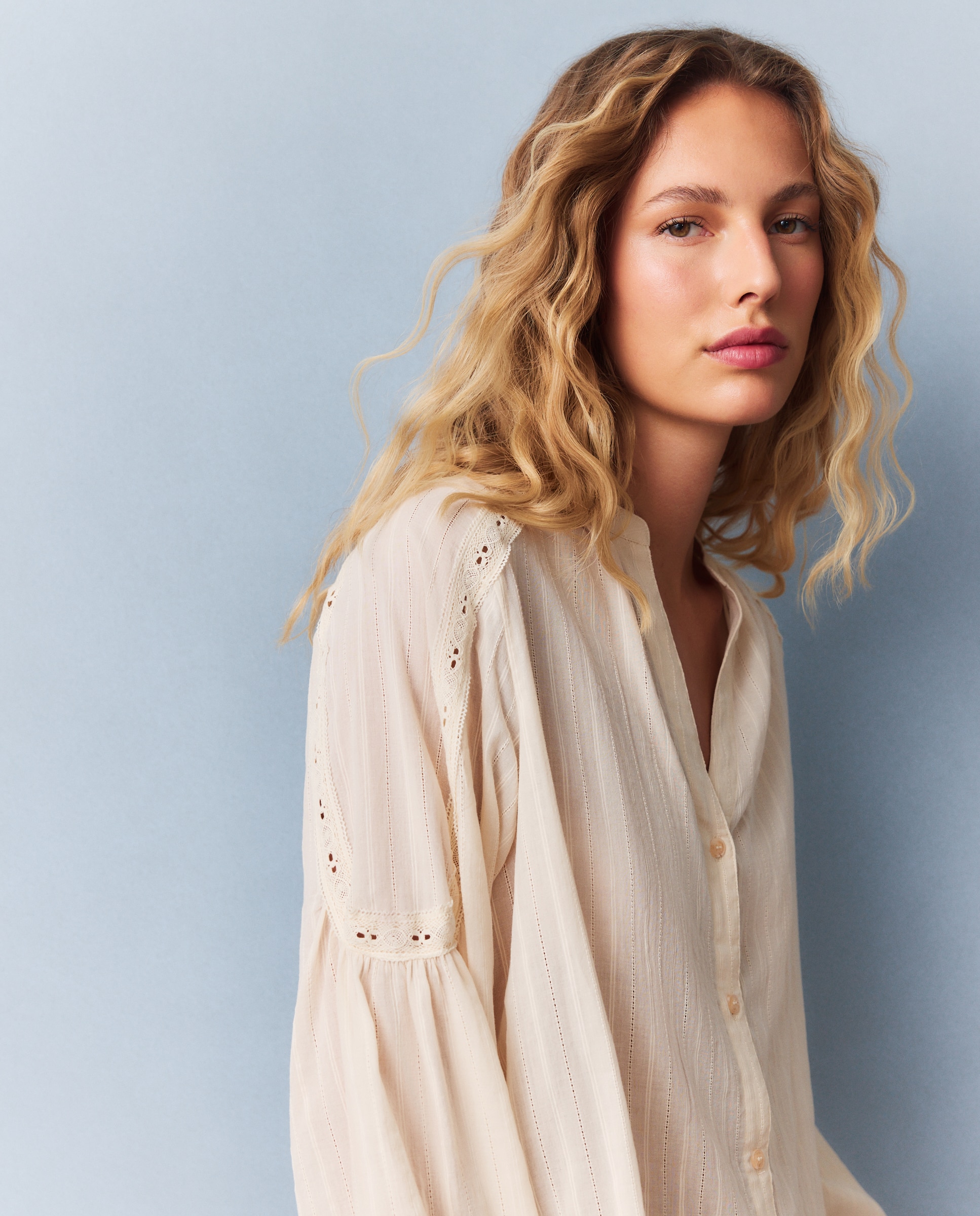 Imagen 0 de Blusa romántica 120 Crudo