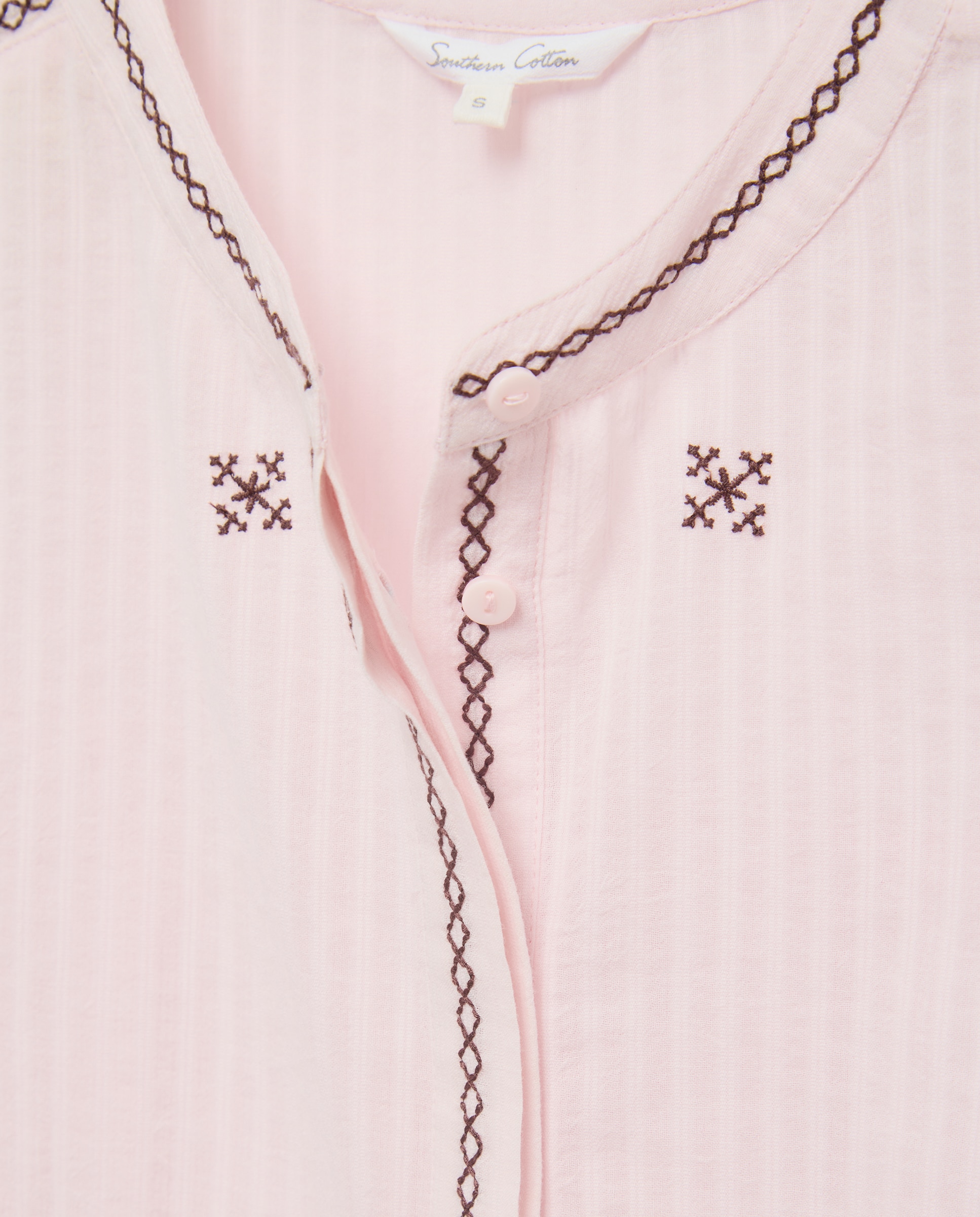 Blusa Tipo Camiseiro com Dobby Bordado Rosa-5