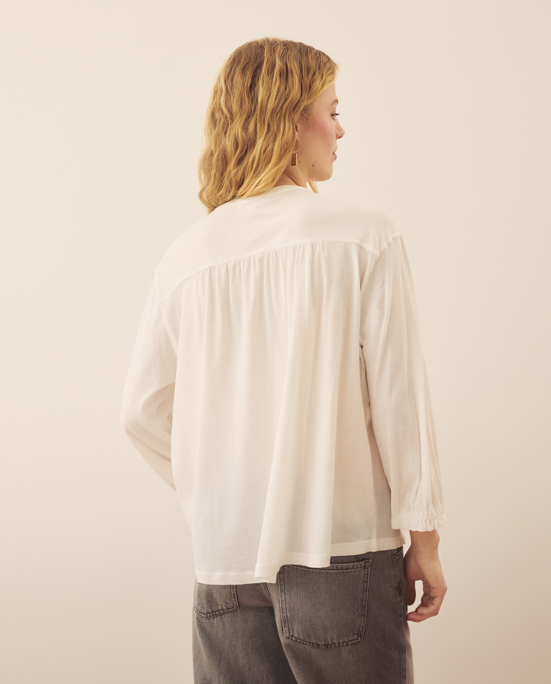 Blusa de mujer con bordados allover - Southern Cotton - 471 Índigo Blanco-3