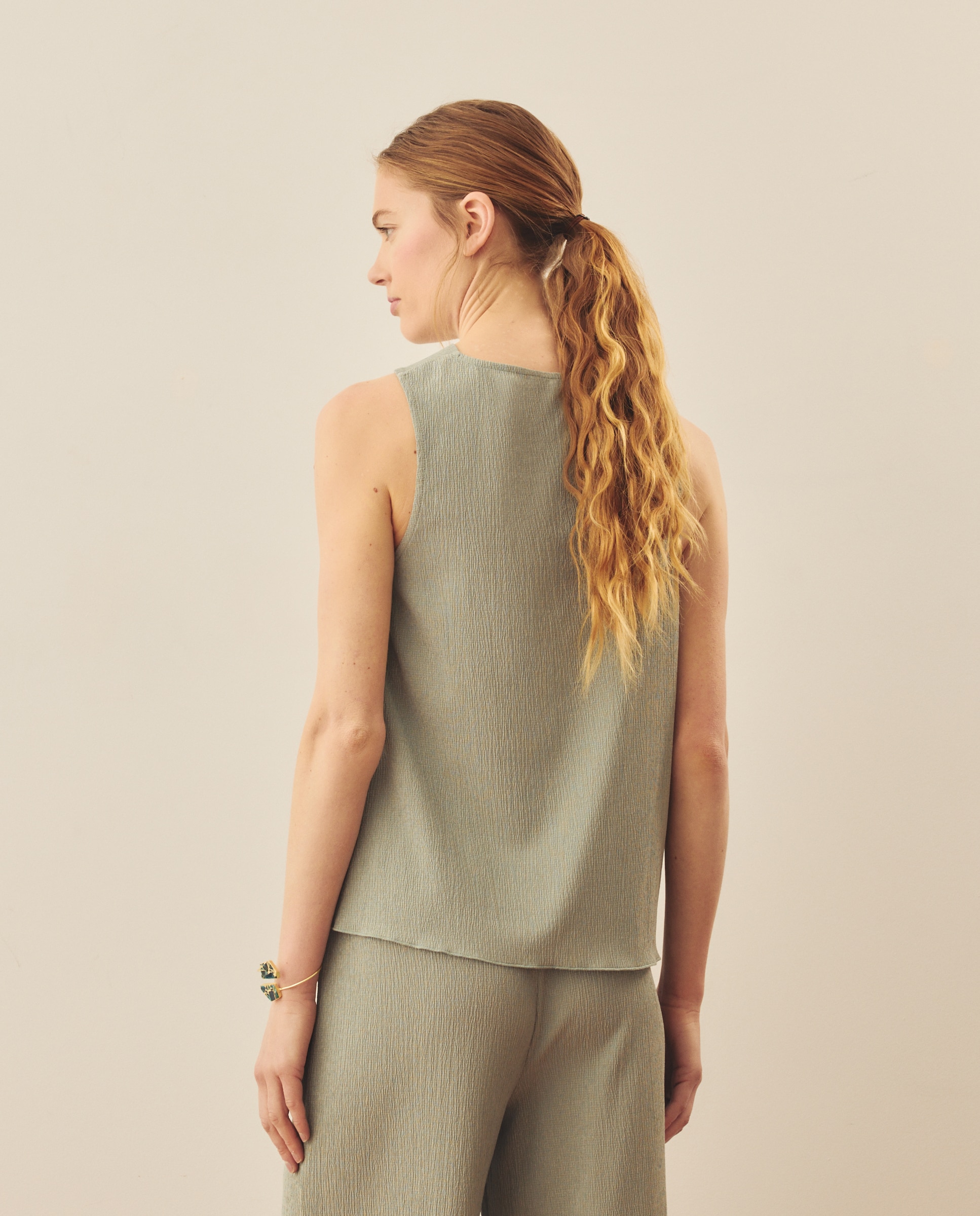T-shirt com Gola Halter e Malha com Estrutura 530 Verde Escuro-3